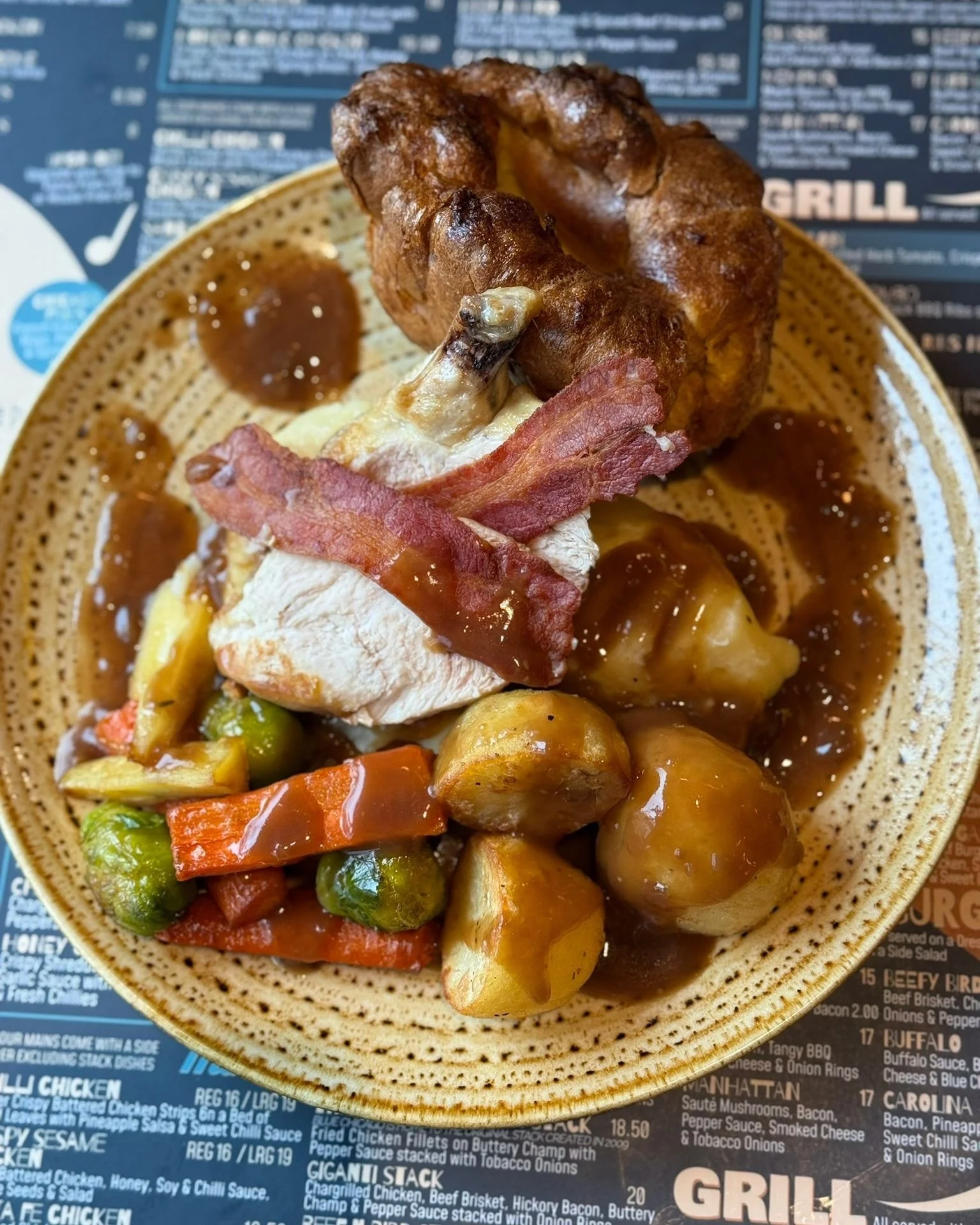 Weekends done right at Blue Chicago 🍗✨

Roast supreme of chicken served with creamy mash, roasties, honey roast veg, a giant Yorkshire pudding &amp; rich gravy 🤤🔥

Available all day Saturday &amp; Sunday.
Open from 12pm &lsquo;til late.

📞 02890 