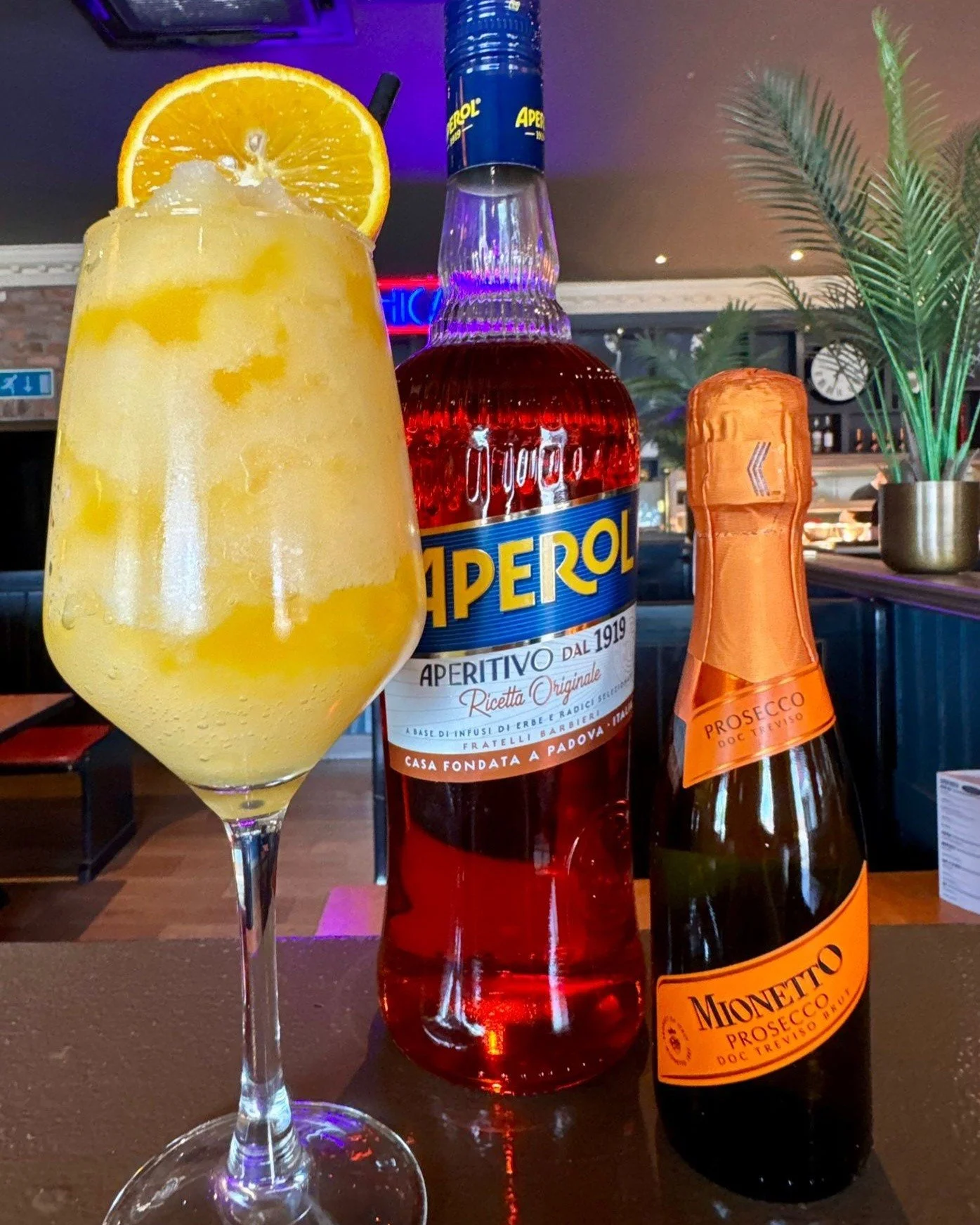 🍊 FROZEN APEROL SPRITZ 🍊

Prosecco, orange juice and Aperol served frozen with fresh orange 🤤🧡

✨️ New cocktail special available now ✨️

#bluechicago 

No need to book this weekend 🙌. Come on down and we'll get you a table at the door 👌

#aper