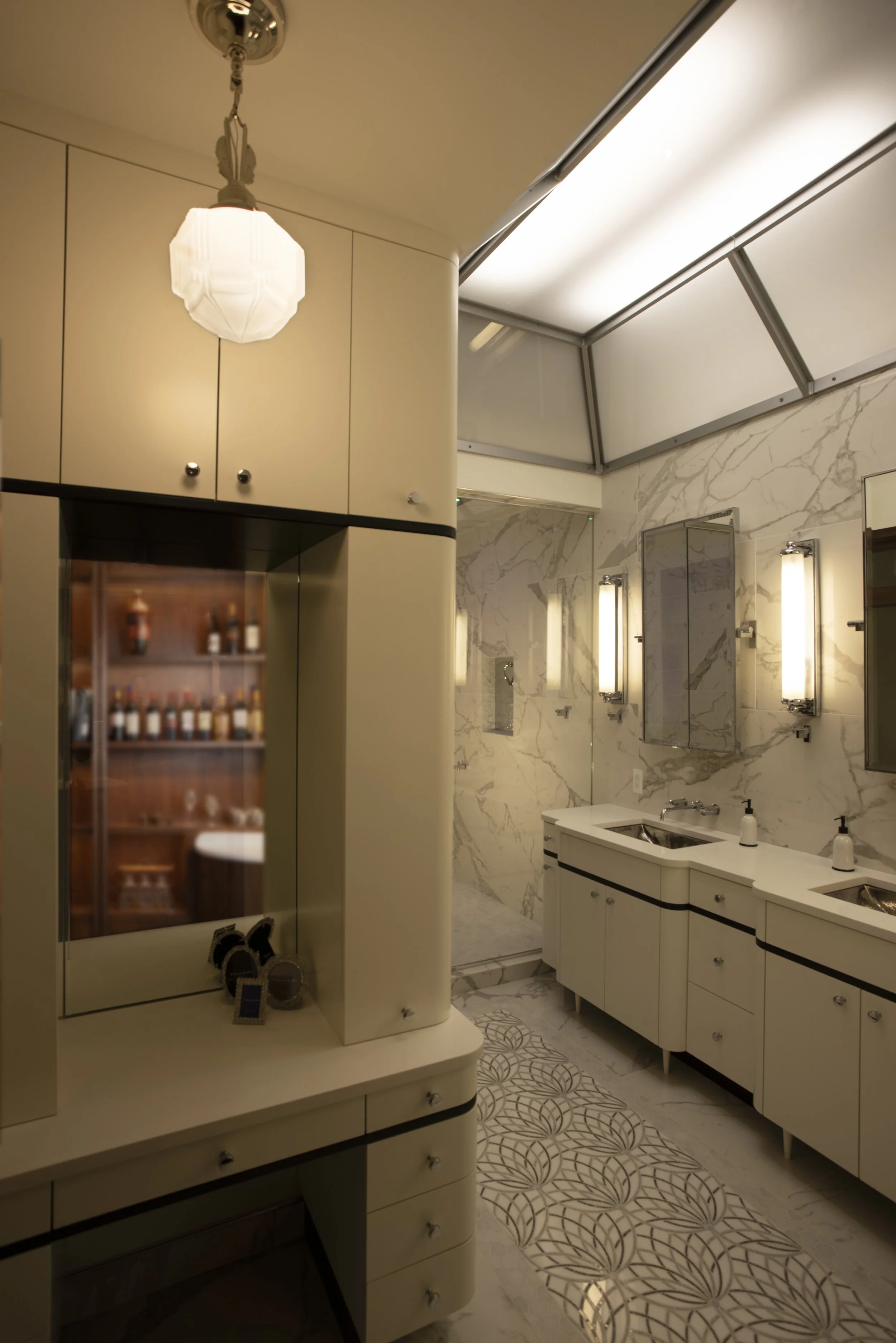 Bathroom 1.jpg