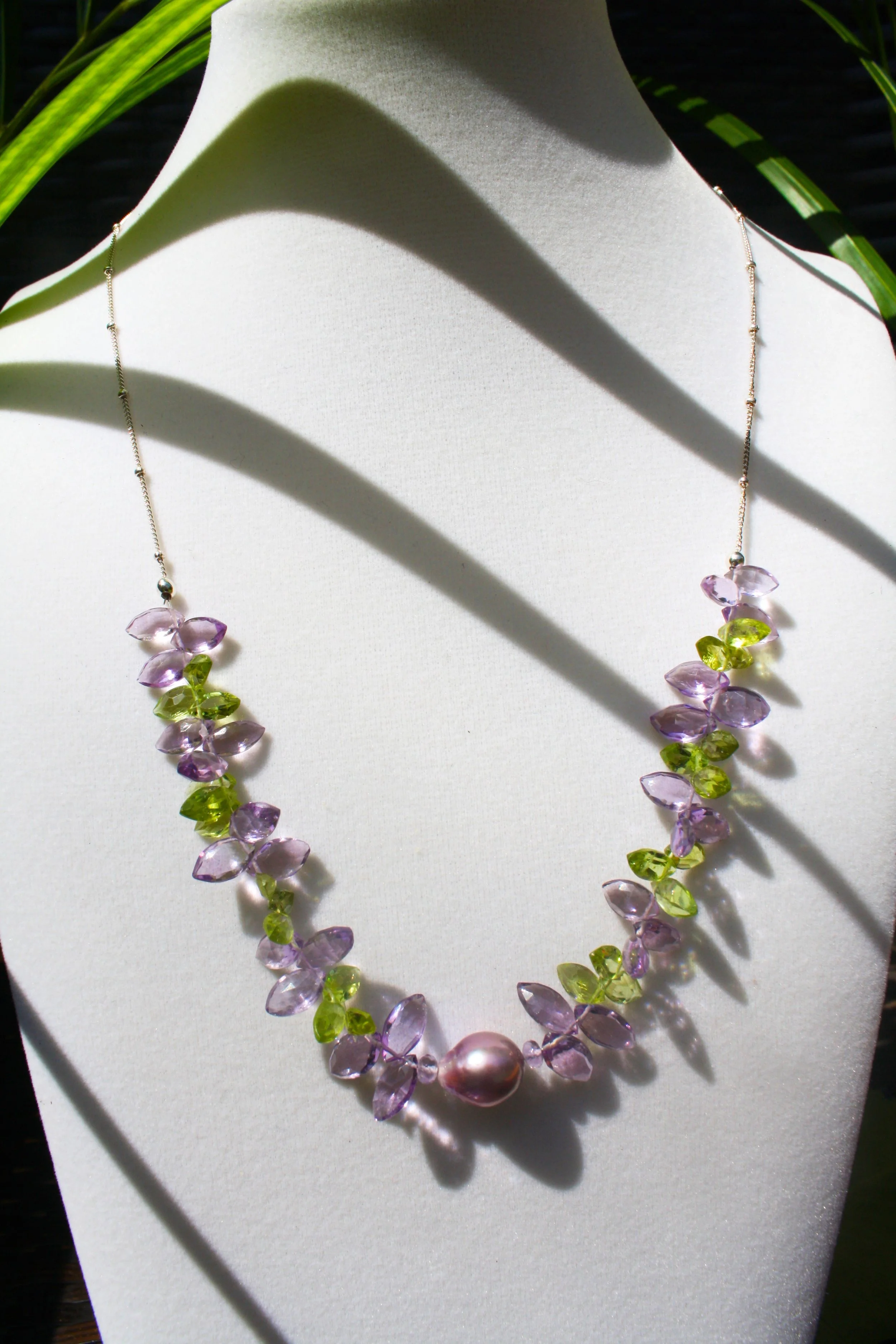 Lavender Edison Pearl with Amethyst & Peridot