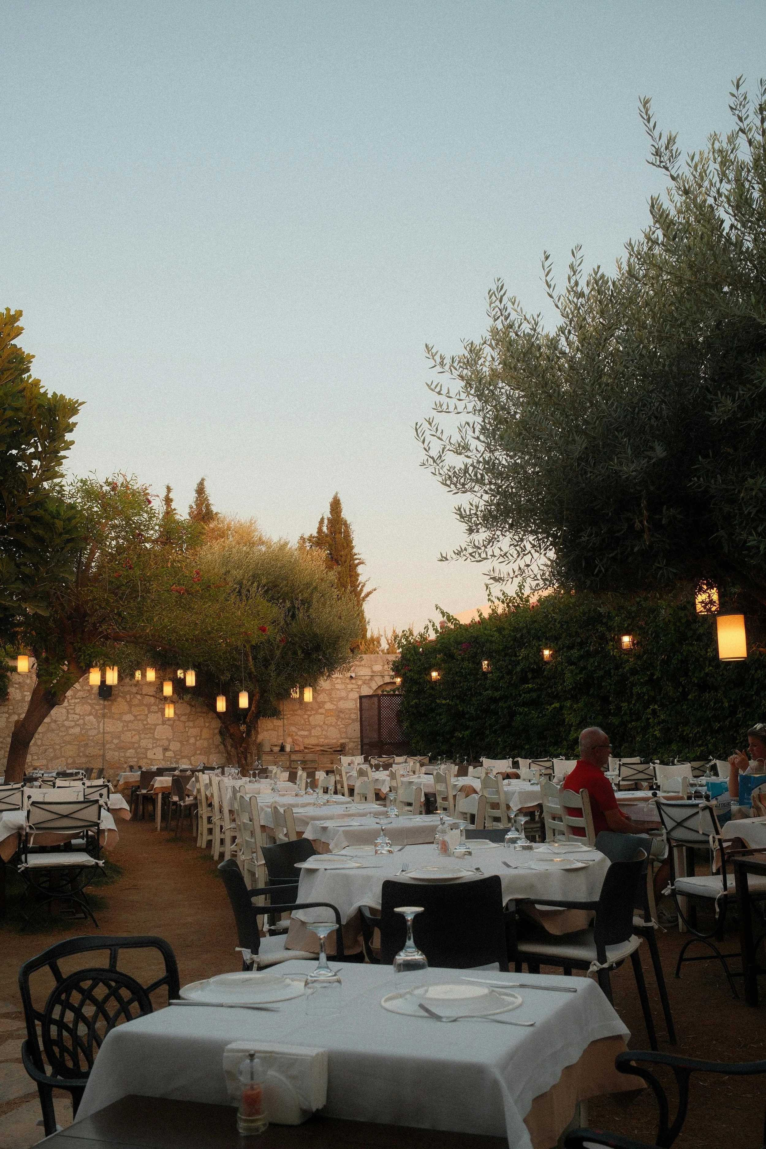 7 Destination Wedding Myths That Are Costing You Money and Stress