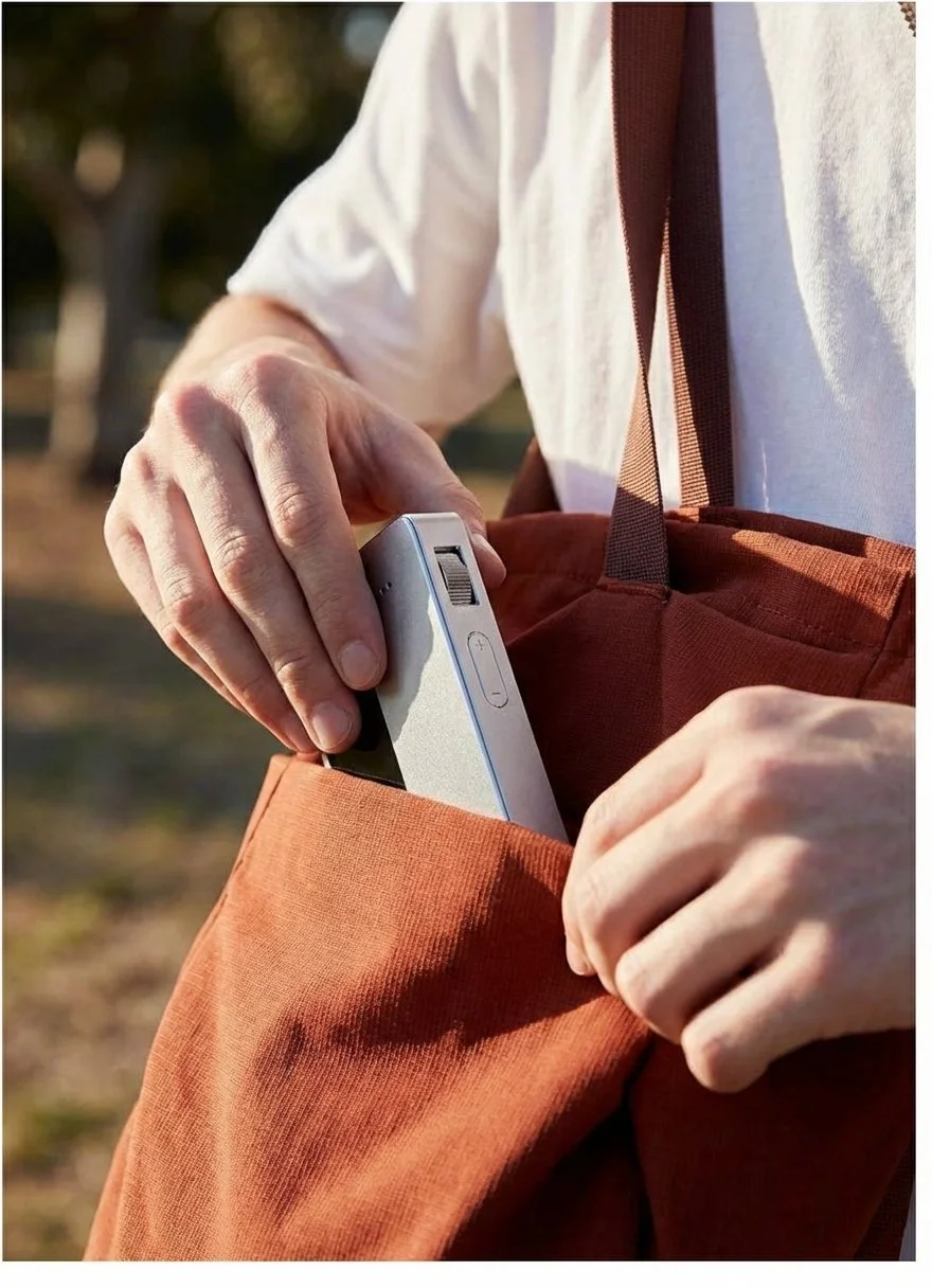 Phone in Tote.jpg (Copy) (Copy)