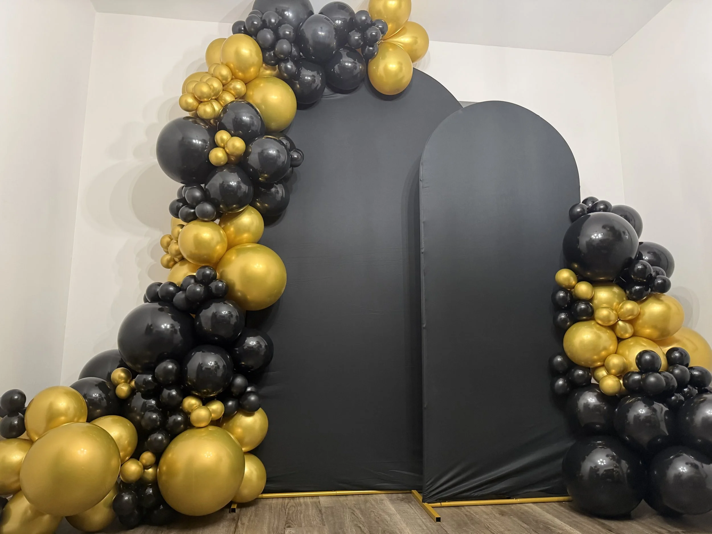 7ft + 6ft Balloon arch back drop