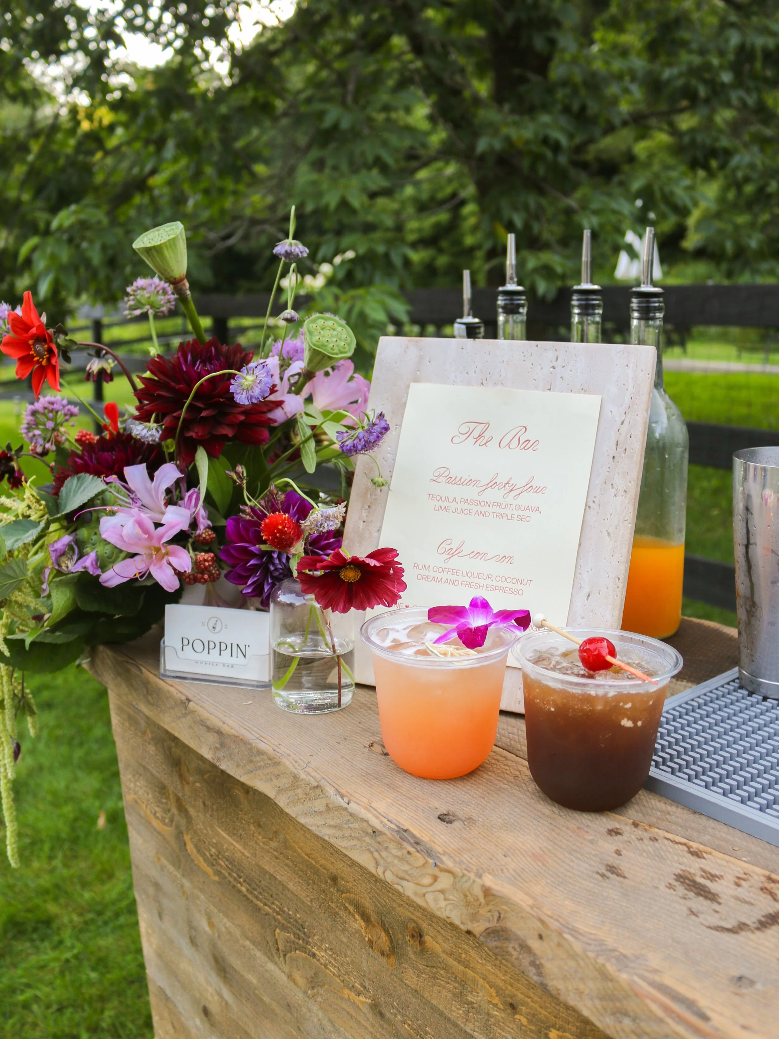 A closer look at this beautiful wedding bar🍸

From the florals to the cocktails, every little detail came together so beautifully. We loved bringing this bar to life for such a special couple, Ashley &amp; Brian 🤍

Swipe through for all the details