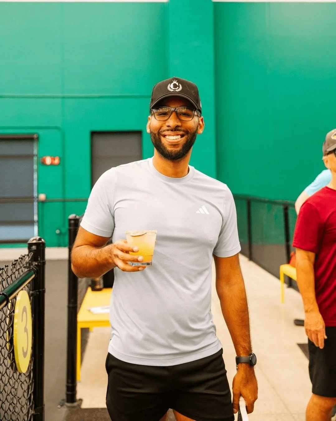 Clock out and come play. 🍻 Dink &amp; Drink Open Play happens Monday through Friday, 4-6 PM, combining social pickleball with Happy Hour at the bar. Rally on the courts, grab a drink, and make the most of your afternoon.