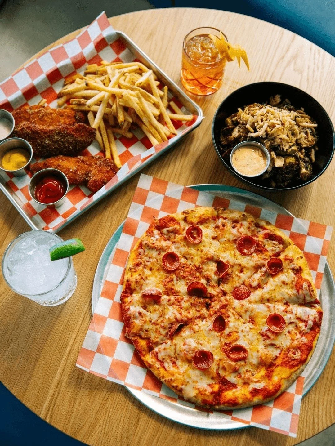 Happy Hour is calling. 🍻
Join us every day from 3&ndash;6 PM (and all day Sunday) for:
 🍺 $2 off beers
 🍸 $7 classic cocktails
 🍷 $7 wine
 🍽️ Shareable apps starting at just $8
Looking to play? Add Dink &amp; Drink Open Play for just $5, Monday 