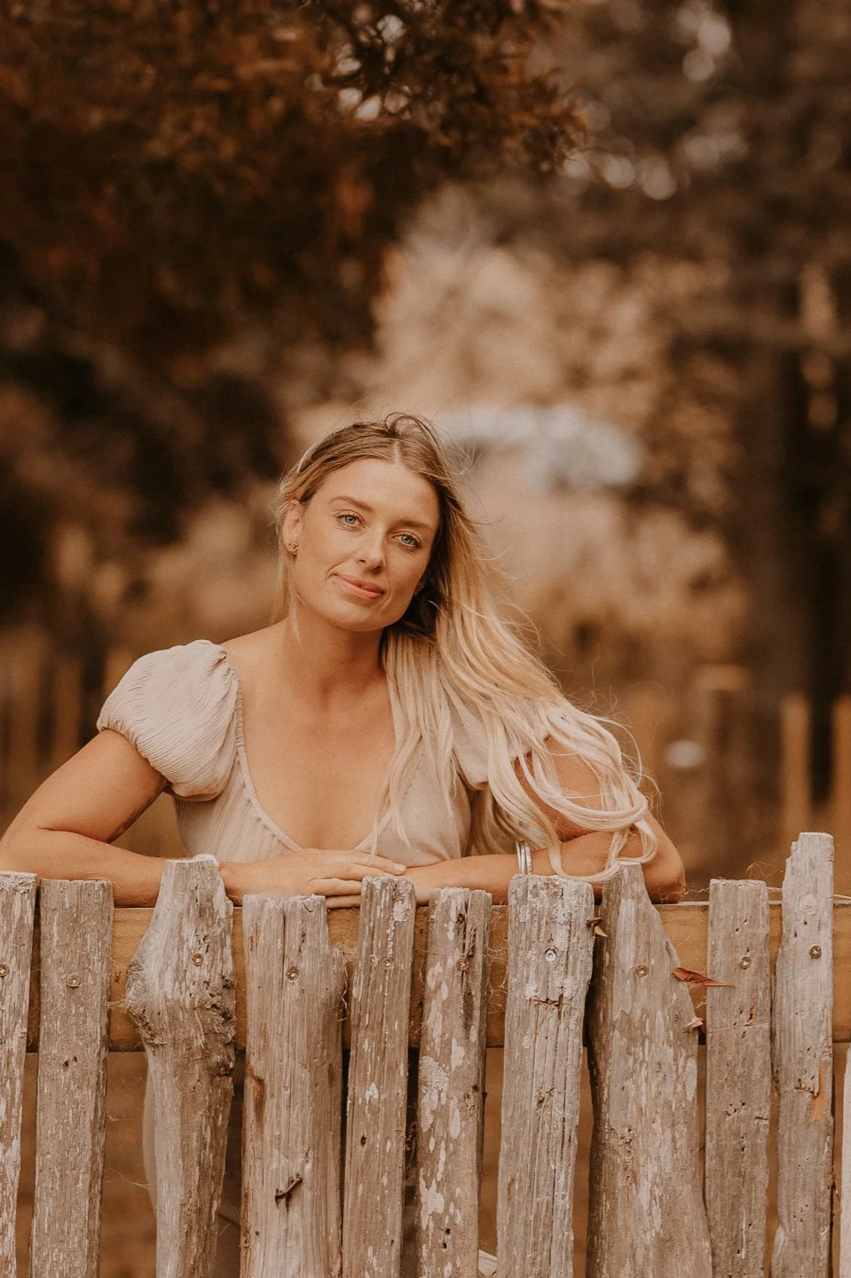 Ashlee Burgess, cosmetic and paramedical tattoo artist in natural light for Glowbar Ashlee skin camouflage and beauty services.