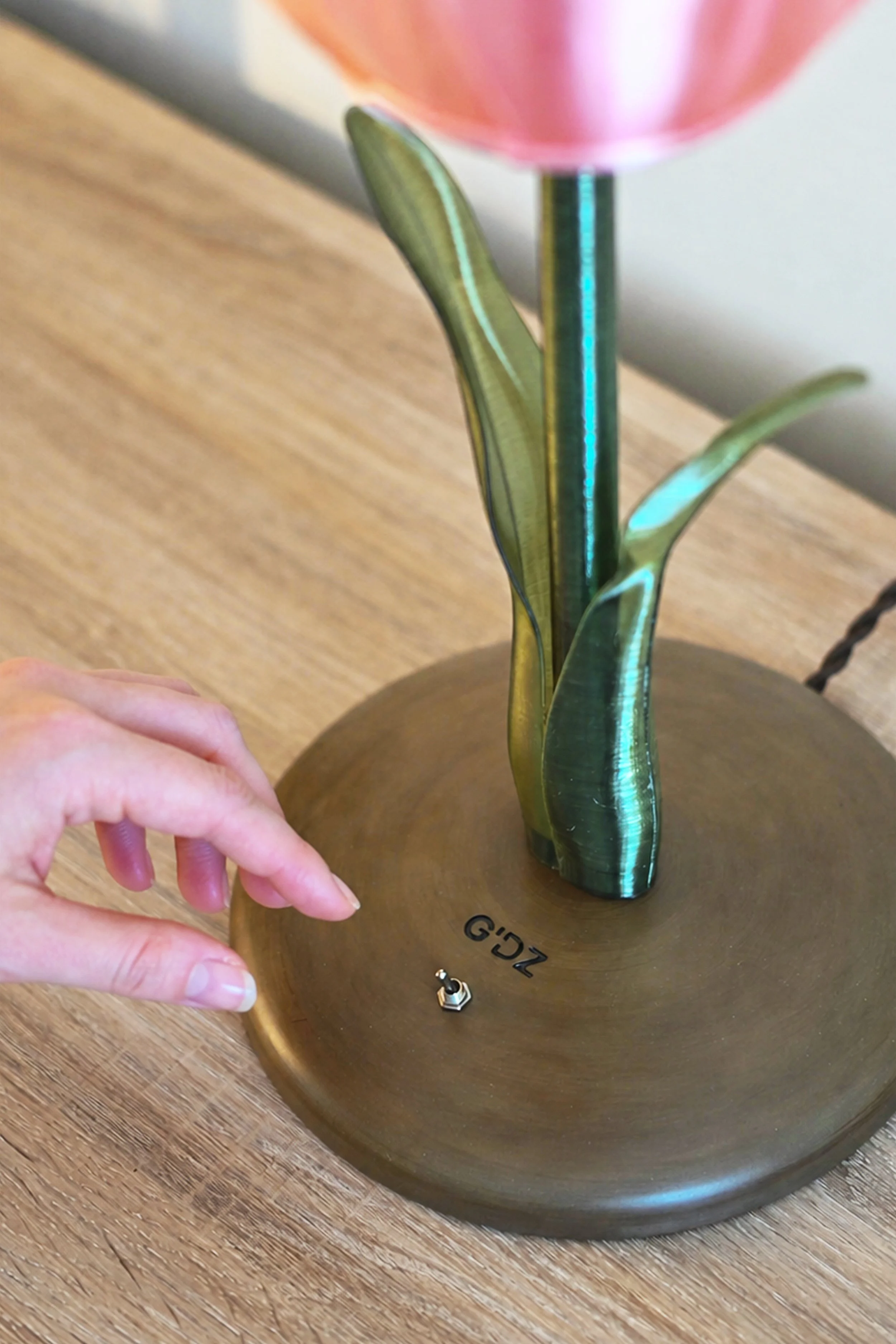 Enjoy that satisfying analog click - it's the simple joy of a tactile control that brings effortless refinement to your space.