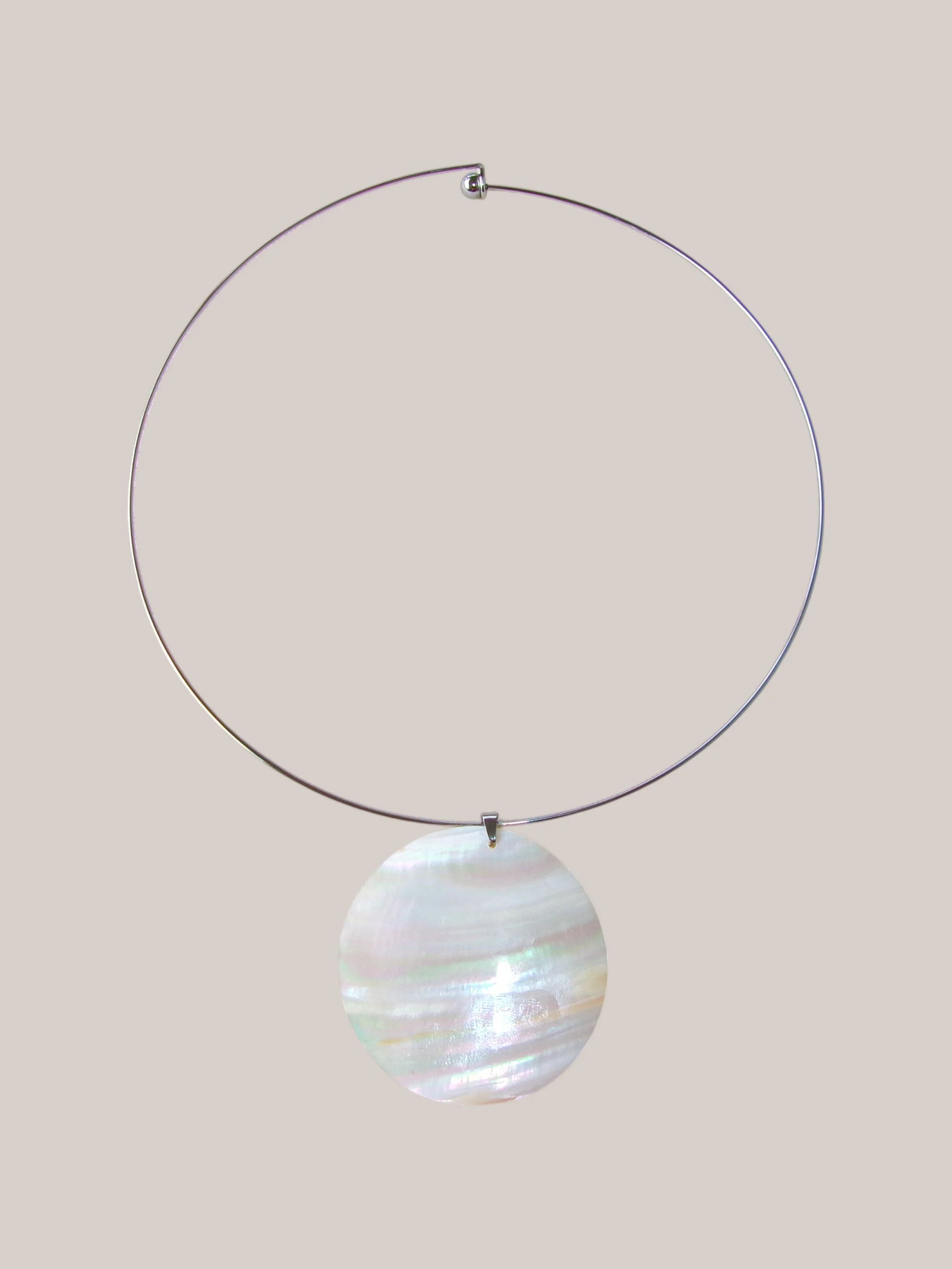 silver wire mother pearl pendant.jpg