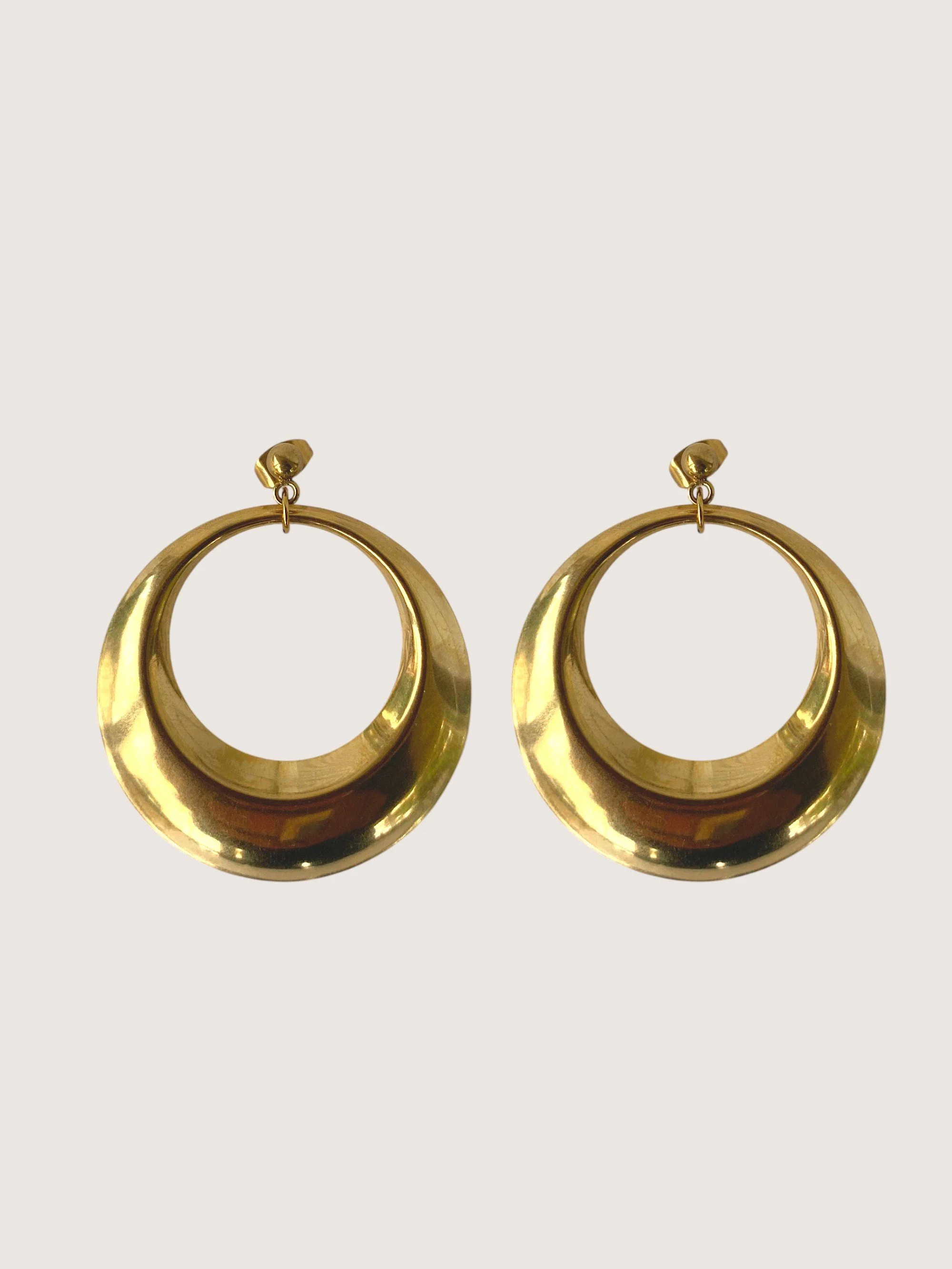 daphne earrings gold.jpg