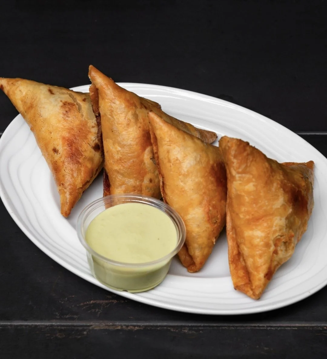 Plate of Veg. Sambusa & Pili Pili