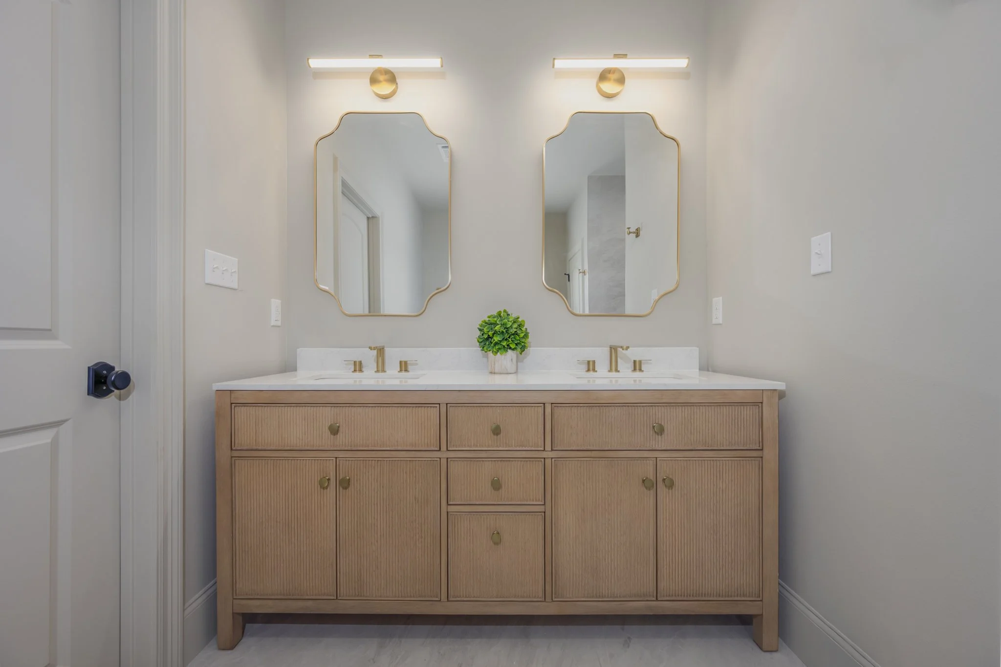 350 South 9th Street-36.jpg
