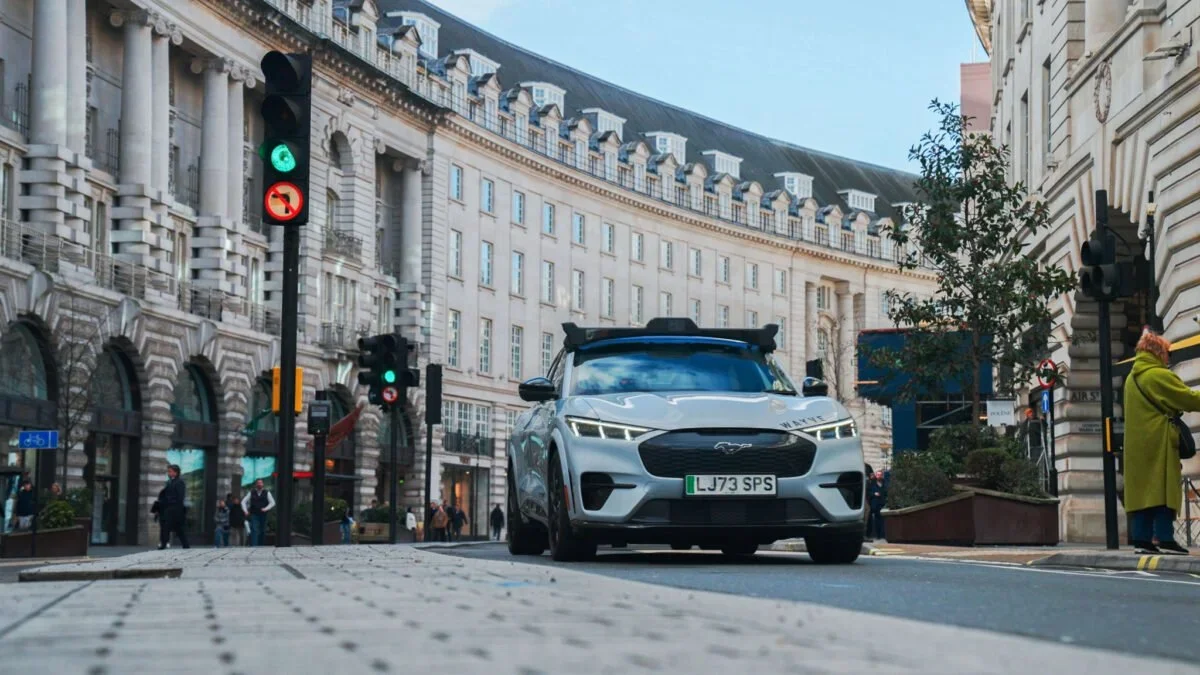 Qualcomm’s Collaboration with Wayve Counters Nvidia’s L4 Autonomy Efforts