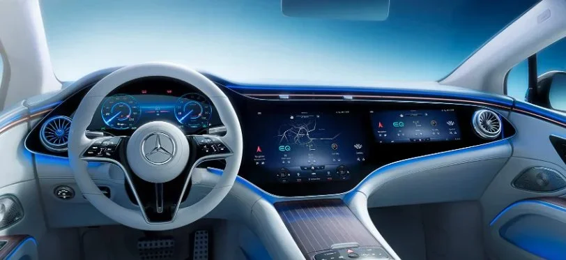 Big Infotainment Screens &amp; Functionality Appeal to Young Families and In-Vehicle Multi-Taskers