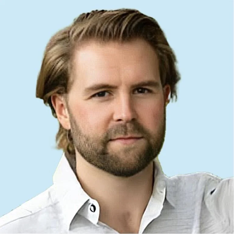 Paul Waatti, Director, Industry Analysis