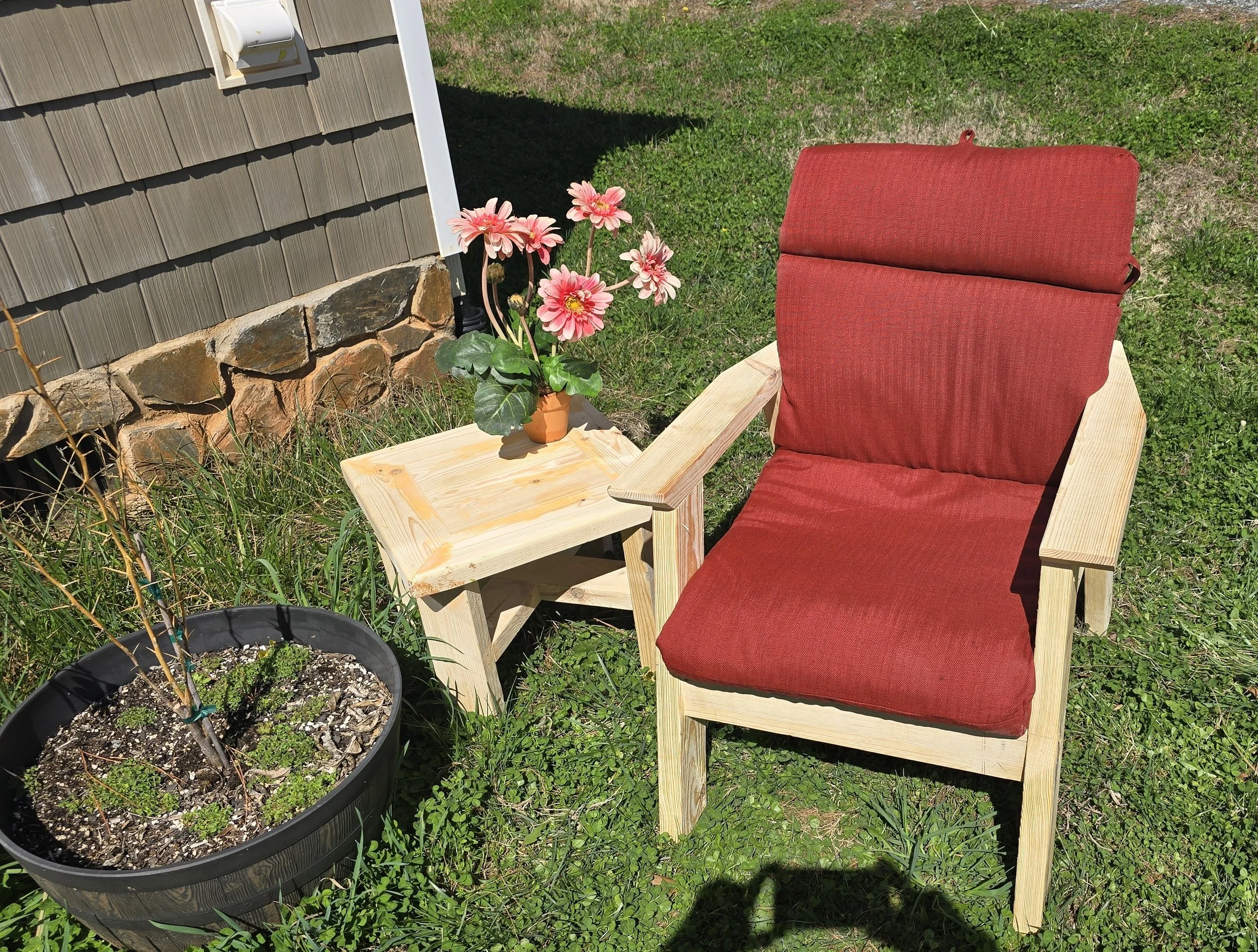 🐻 Standard Outdoor Chair (Most Popular for Mama Bears)