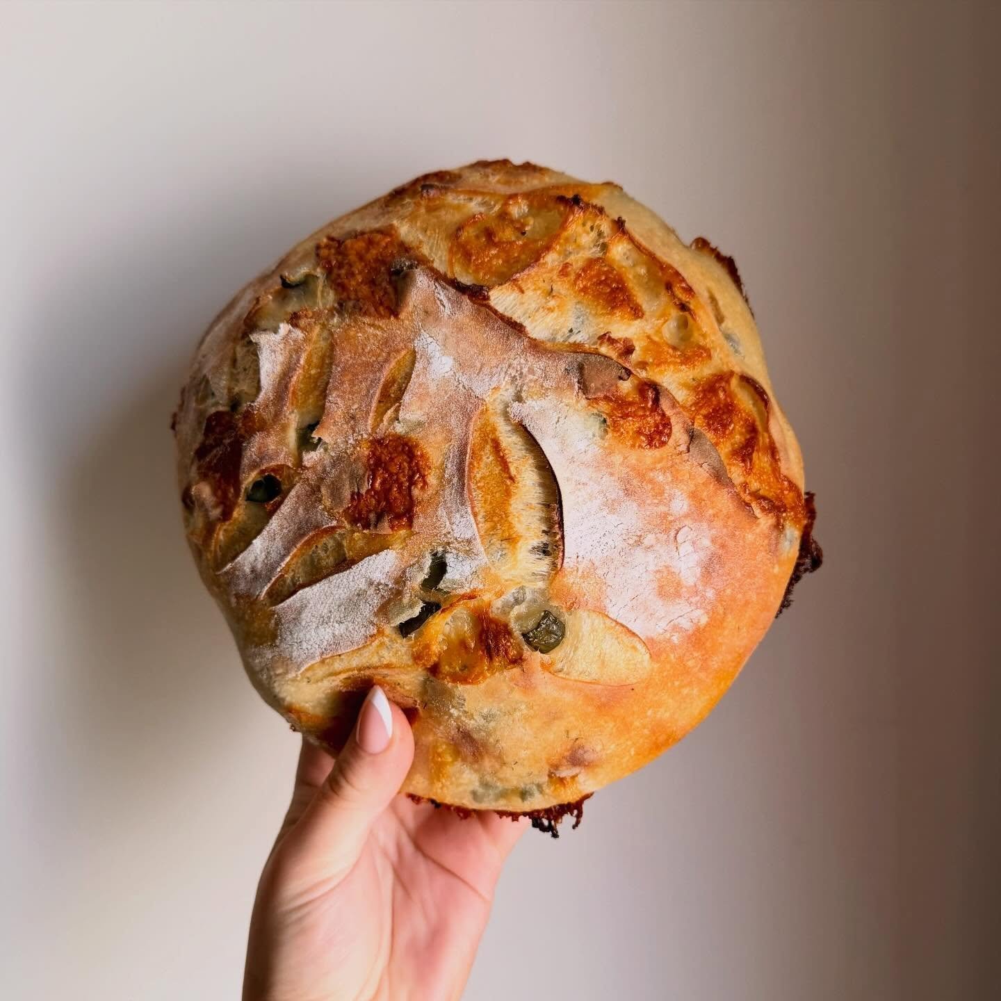 when life hands you pickles 🥒 @grillospickles

Grillo&rsquo;s and Gruy&egrave;re 

#sourdough #bakery #smallbusiness #pickles #wendell