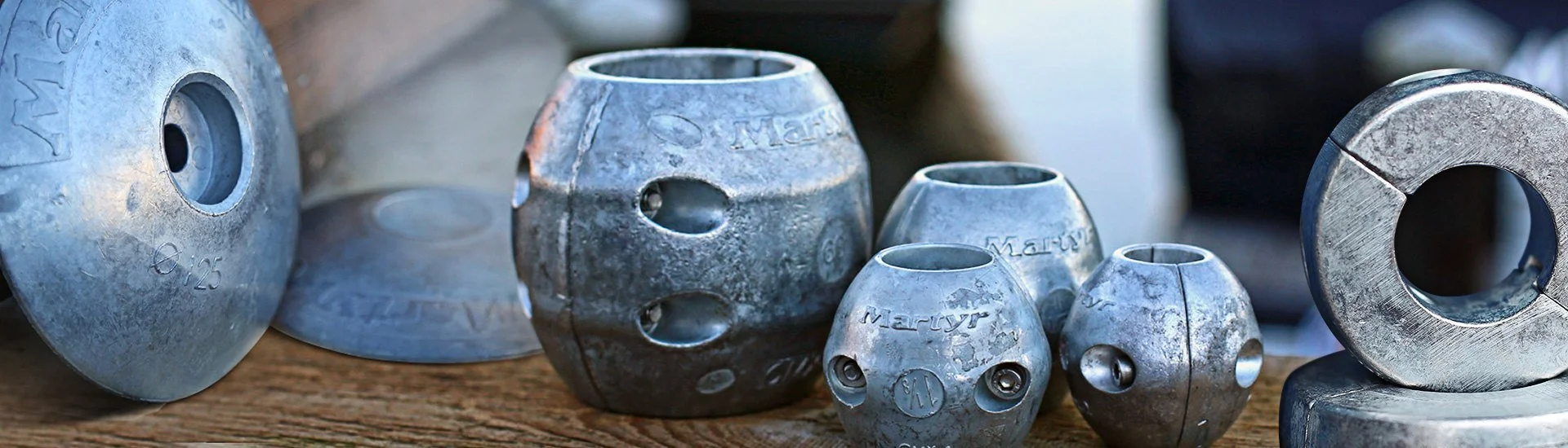 Boat anodes (zinc) replacement. Serving the marinas in Alameda (24 hours), Berkeley, Emeryville, Oakland, Richmond, San Francisco, Sausalito, and Treasure Island, California. 