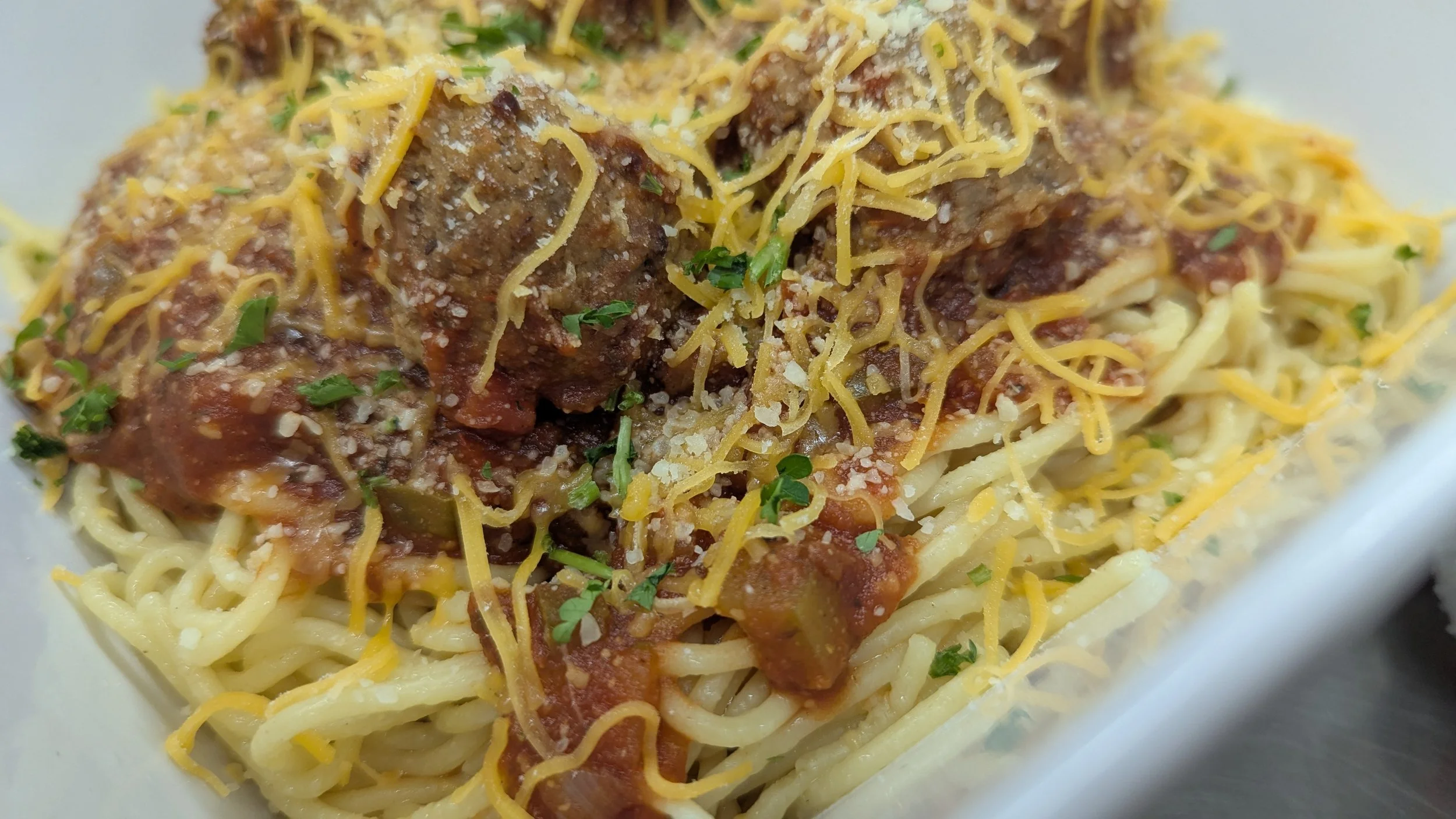 Classic Spaghetti & Meatballs