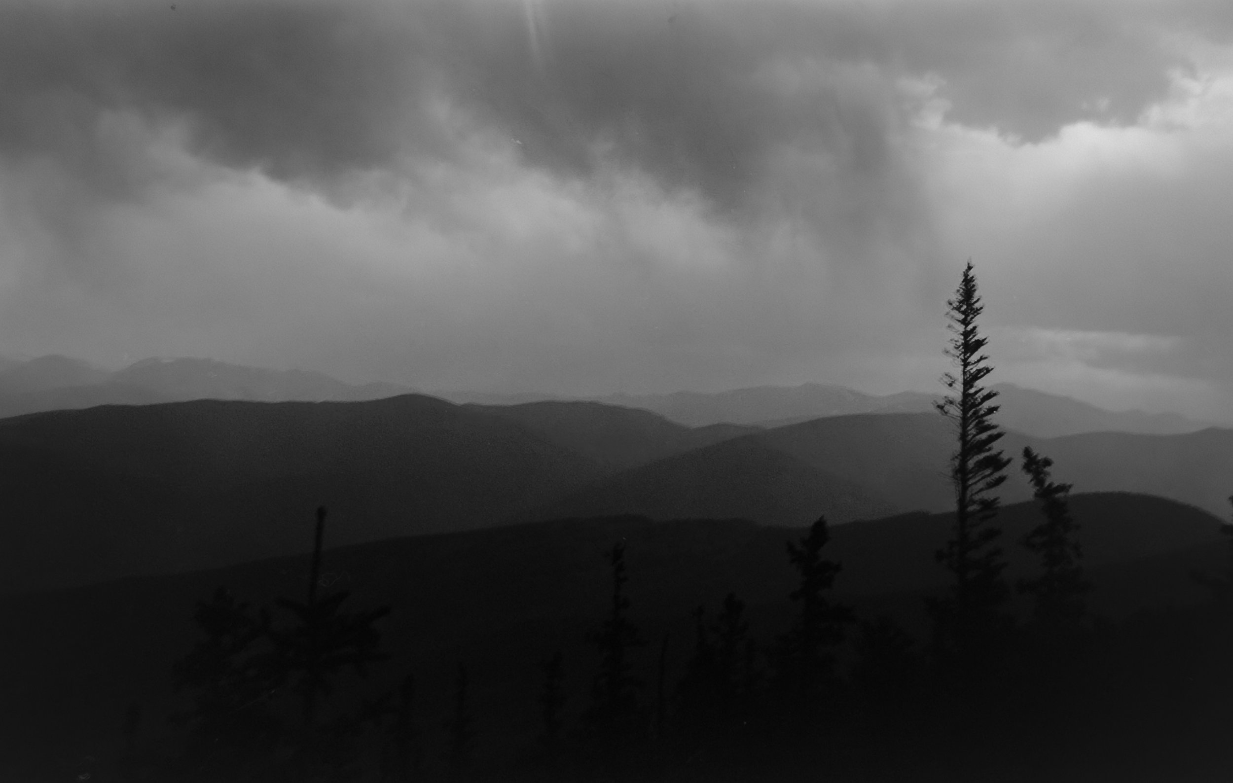 Mestaa’ėhehe Pass
Camera: Zeiss Ikon Ikonta 523/2
Film: CatLABS X Film Pro
Speed: 320
Size: 120
Format: 6x9