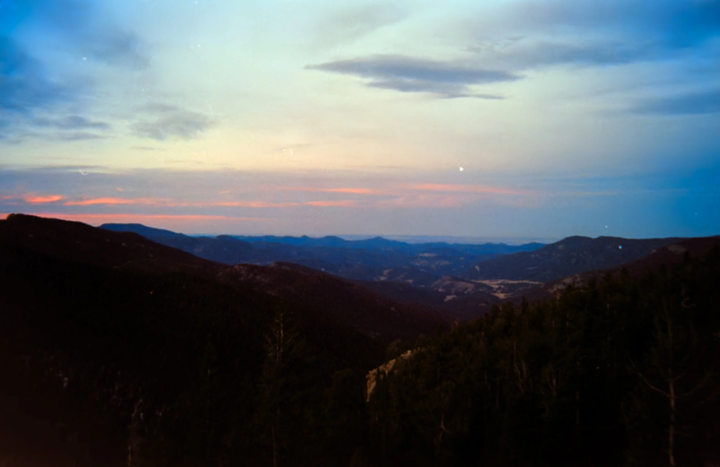 Mestaa’ėhehe Pass
Camera: Konica Aiborg
Film: Kodak Ultra Max
Speed: 400
Size: 135
Format: Full frame