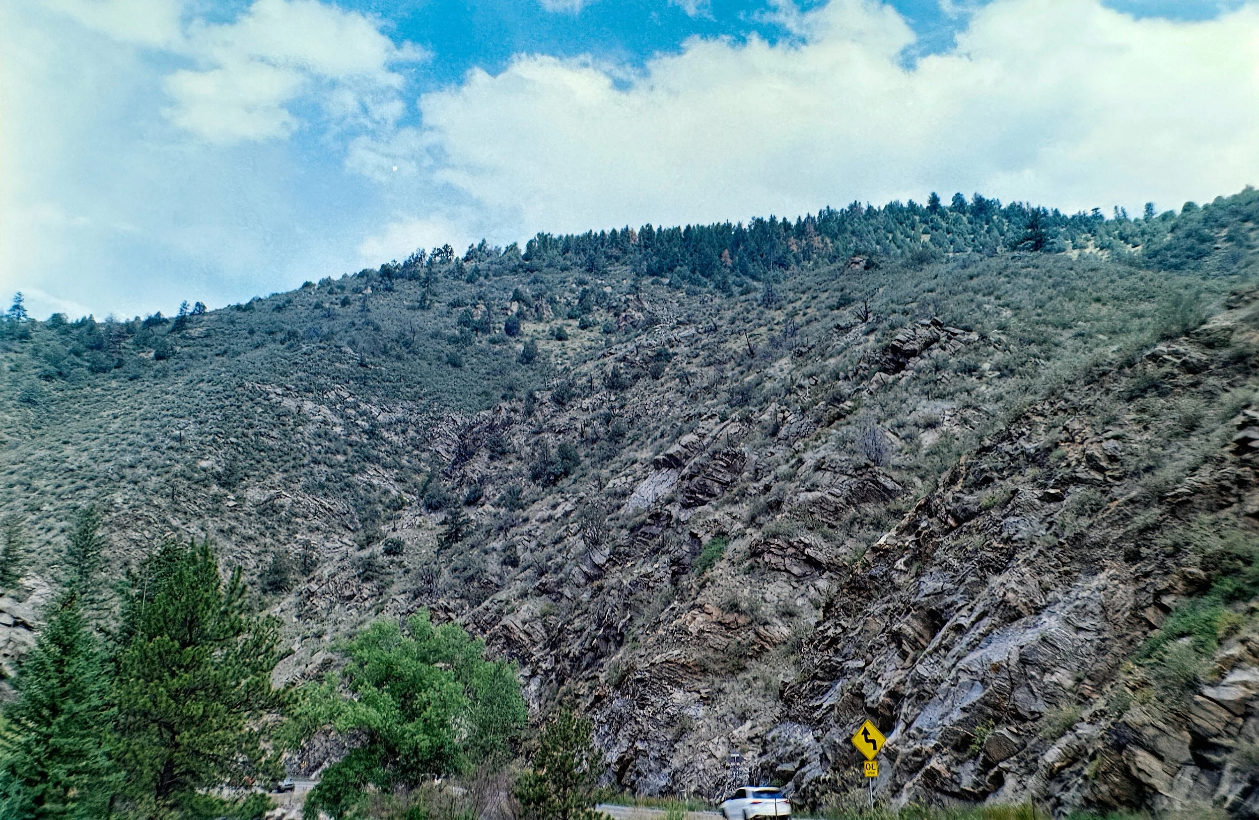 Clear Creek Canyon
Zeiss Ikon Ikonta 523/2
Film: Kodak Gold
Speed: 200
Size: 120
Format: 6x9