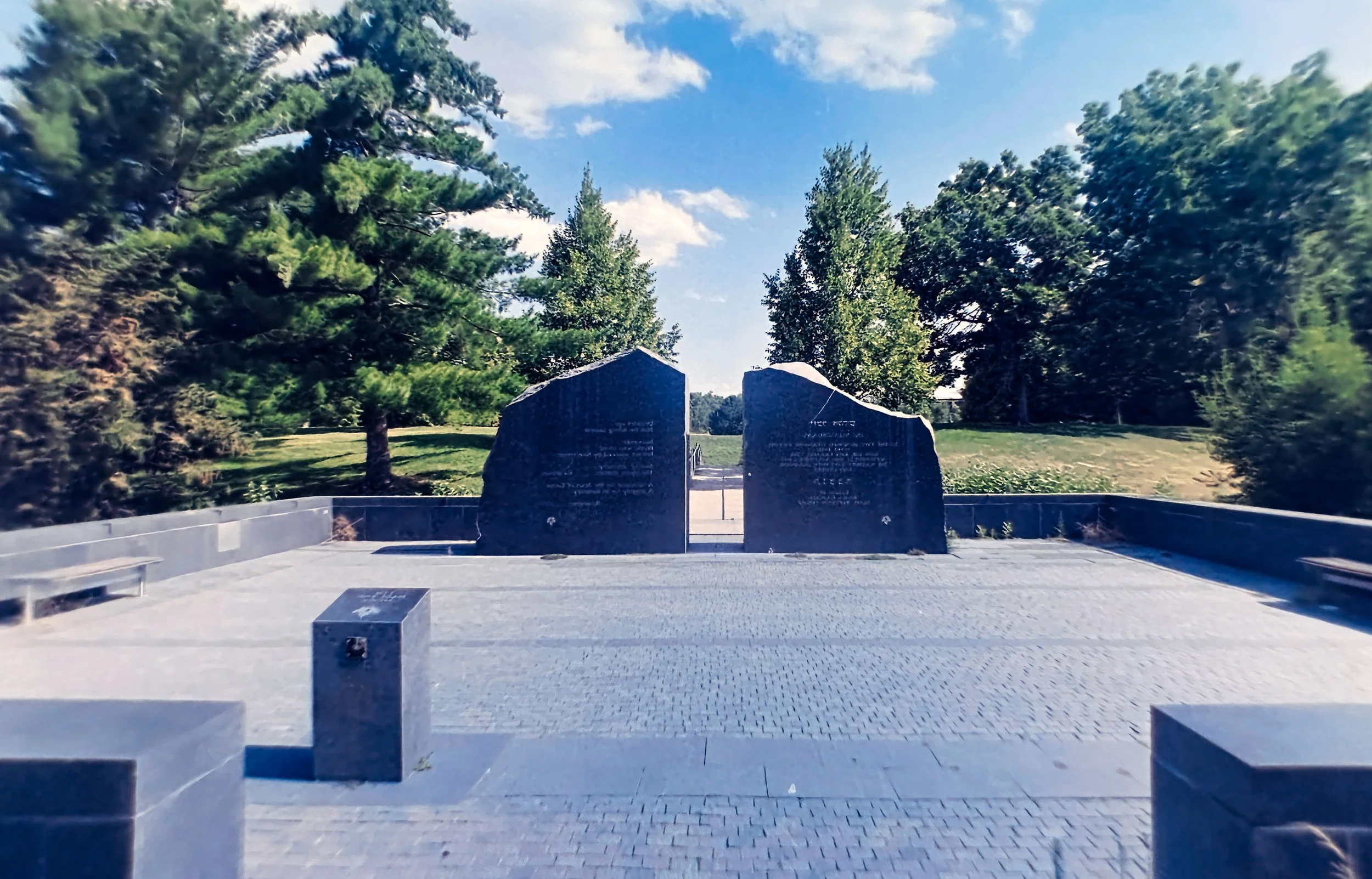 Babi Yar Park
Camera: Canon A-1
Film: Kodak UltraMax
Speed: 400
Size: 135
Format: Full Frame