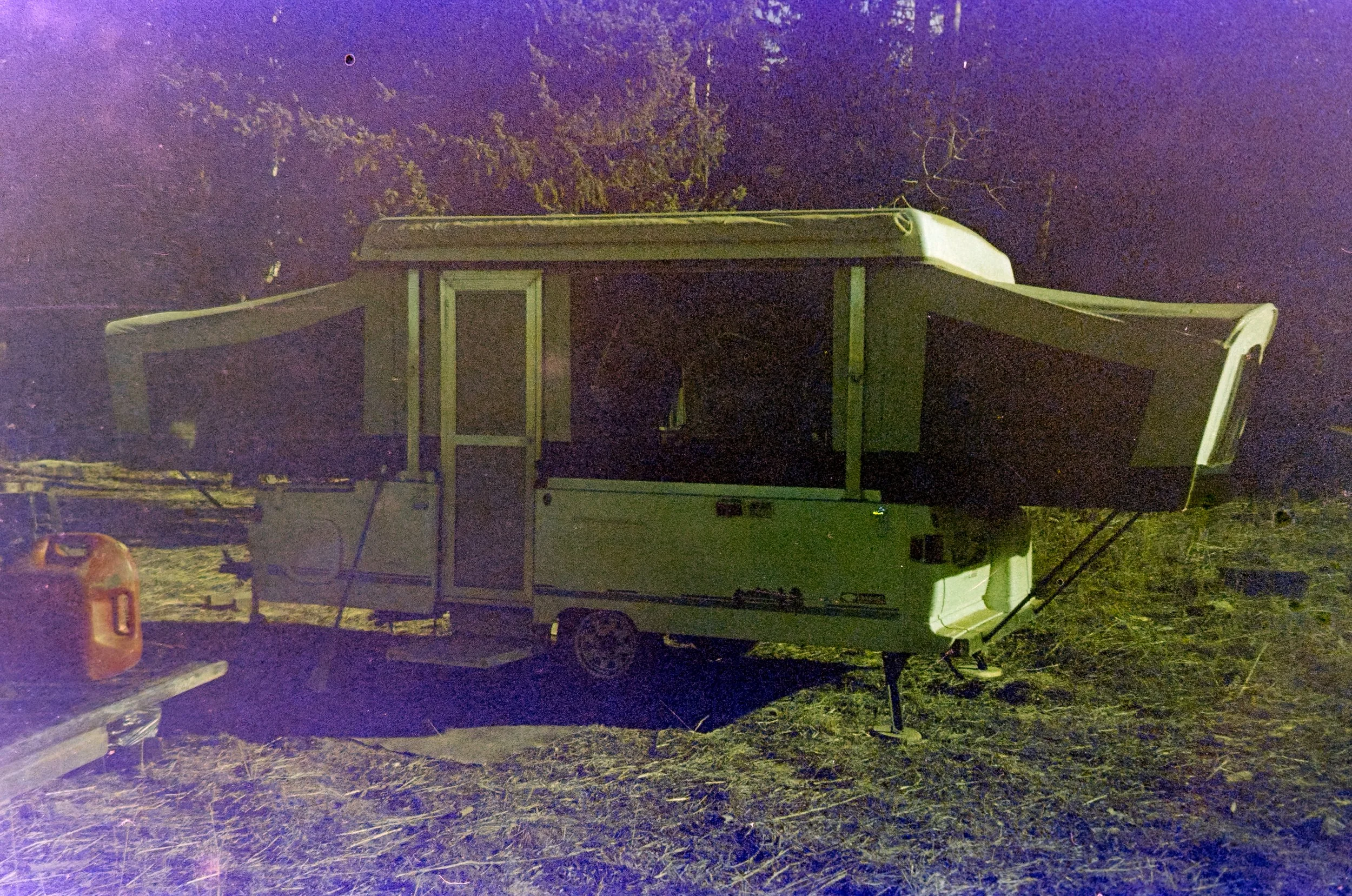 Camera: Pentax IQZoom 60
Film: Kodak
Speed: 400
Size: 135
Format: Full Frame