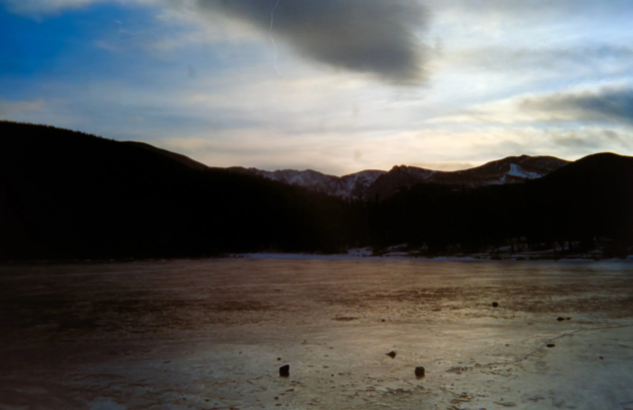 Echo Lake
Camera: Konica Aiborg
Film: Kodak Ultra Max
Speed: 400
Size: 135
Format: Full frame