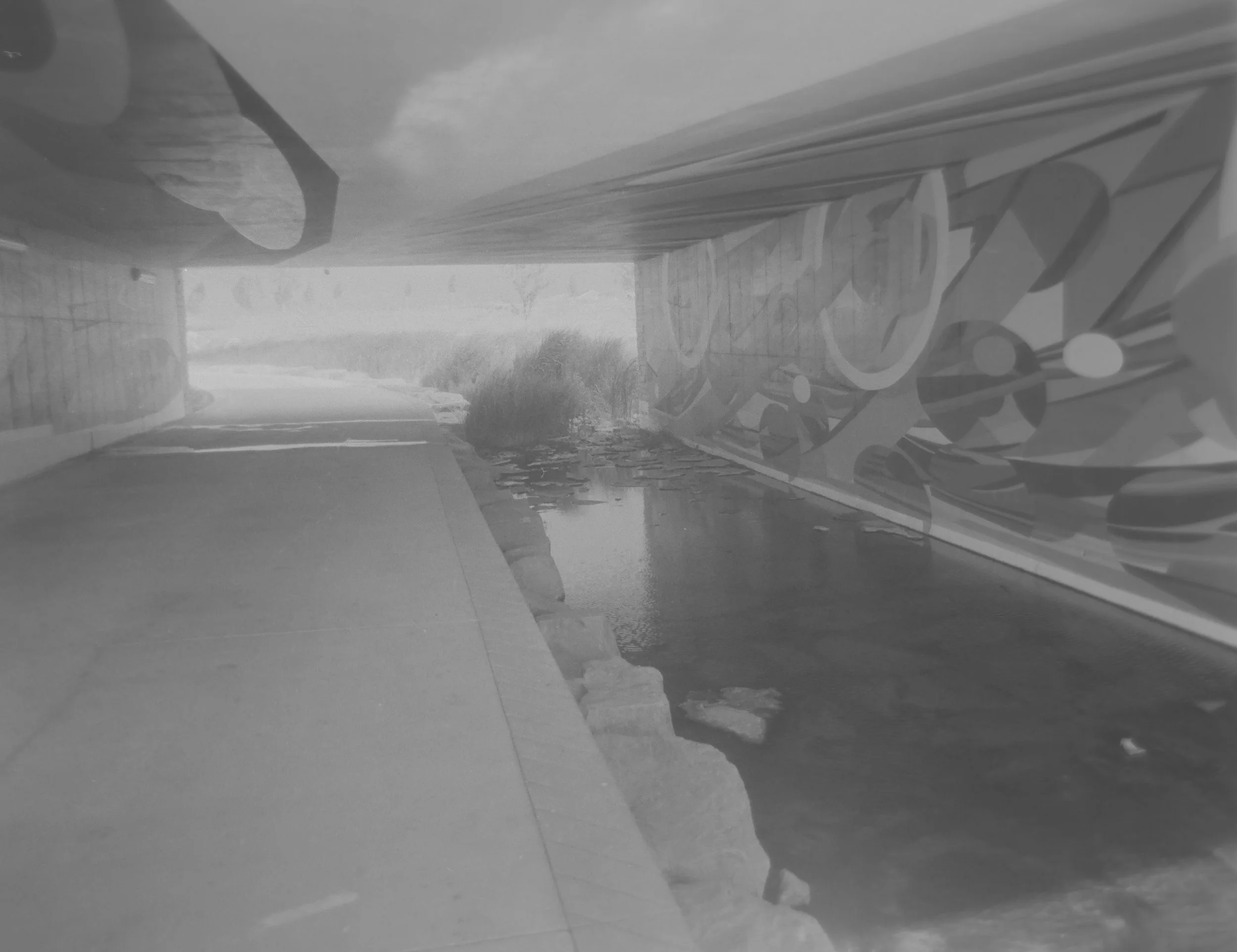 Pause Flow Reflect
Colm Without
Camera: Canon A-1
Film: Kentmere Pan
Speed: 200
Size: 135
Format: Full Frame