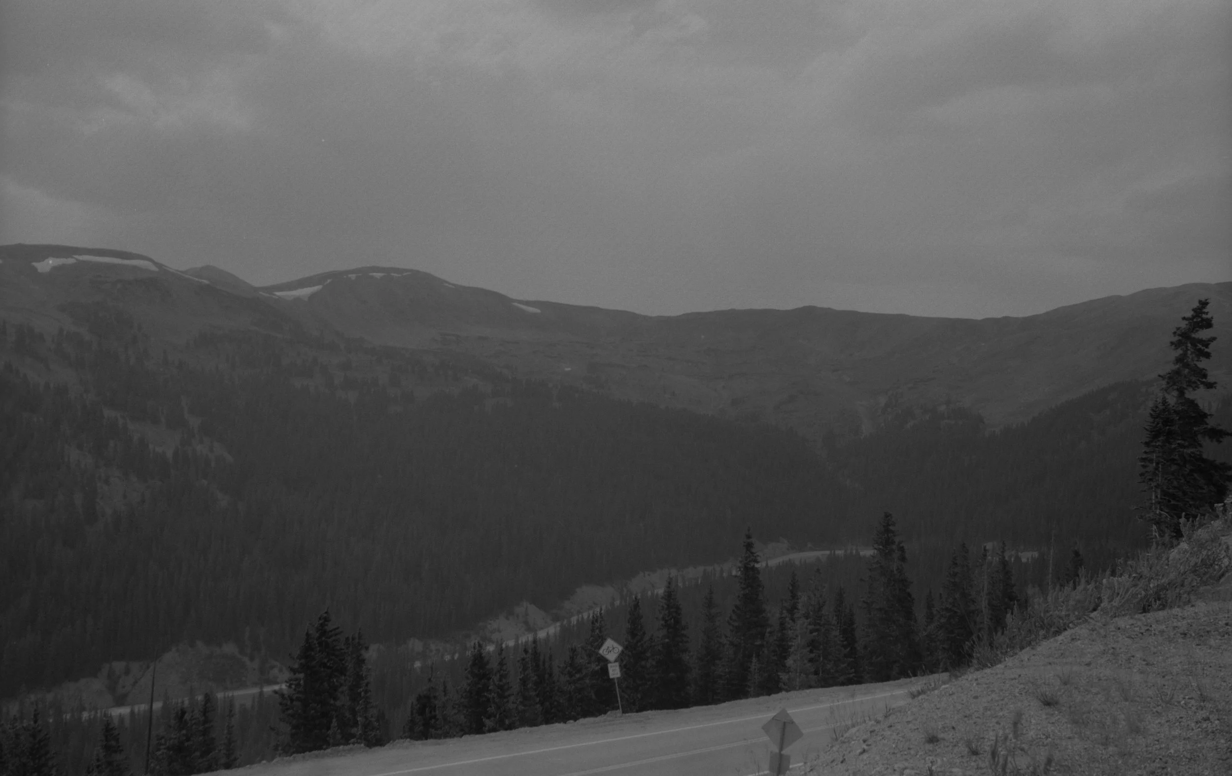 Loveland Pass
Camera: Zeiss Ikon Ikonta 523/2
Film: Kentmere Pan
Speed: 400
Size: 120
Format: 6x9