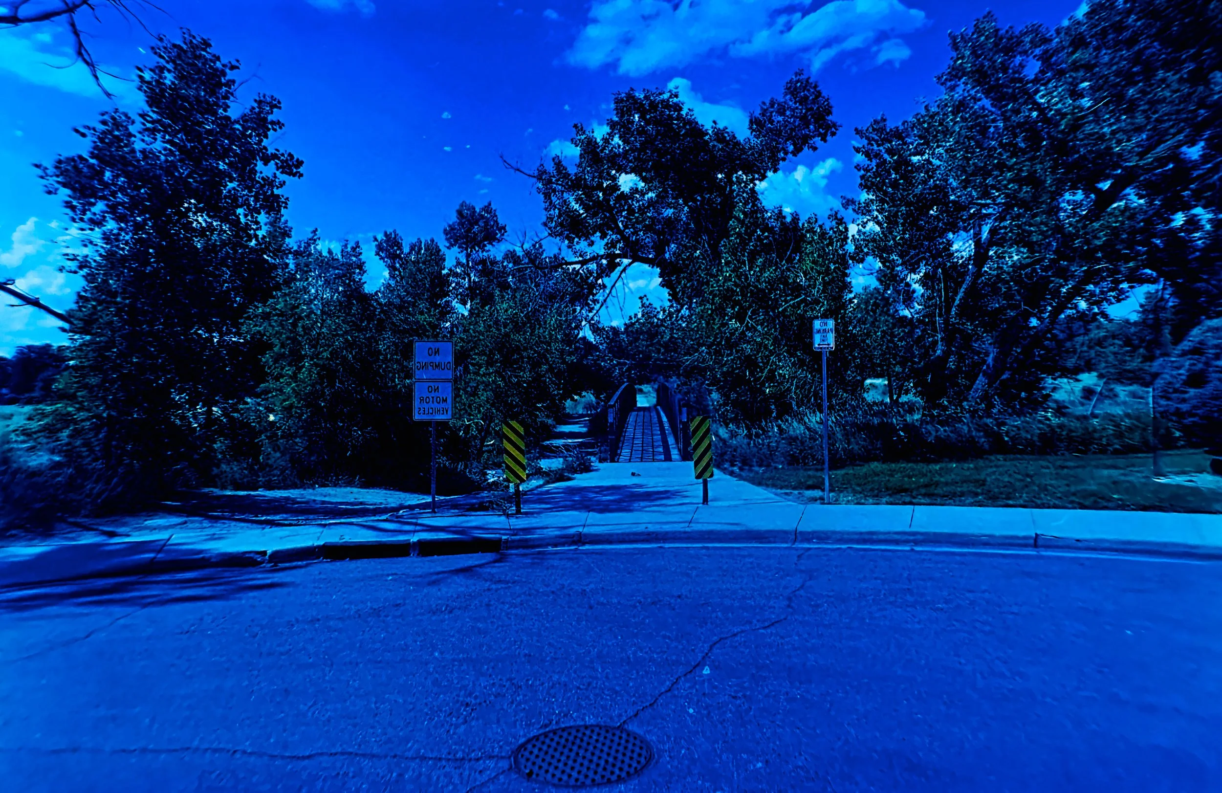 Paul A Hentzell Park
Camera: Canon A-1
Film: Kodak UltraMax
Speed: 400
Size: 135
Format: Full Frame