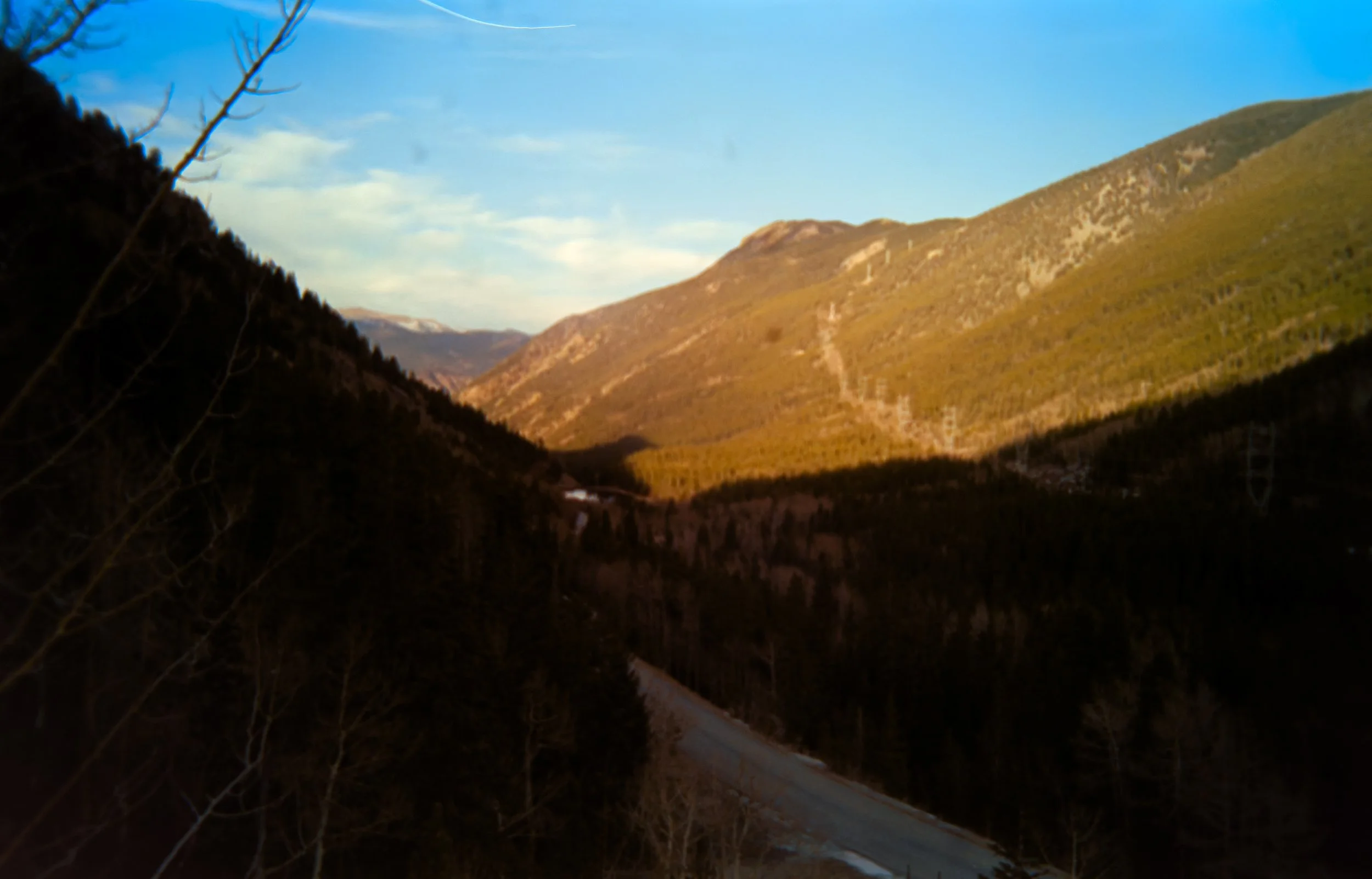 Georgetown
Camera: Konica Aiborg
Film: Kodak Ultra Max
Speed: 400
Size: 135
Format: Full frame