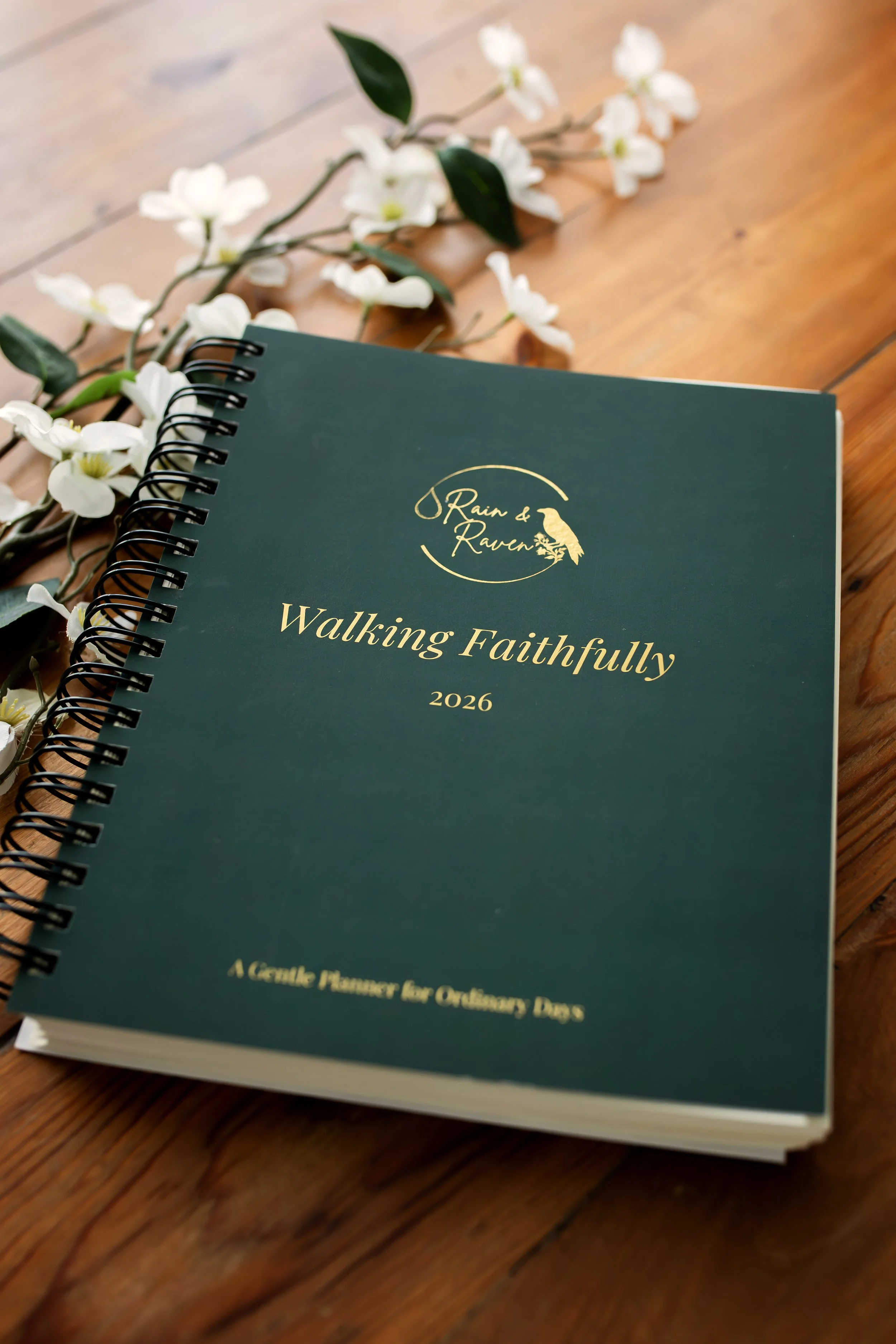 Walking Faithfully Deluxe Planner (2026)