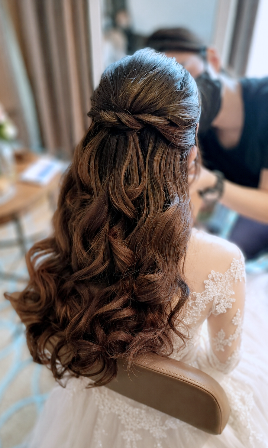 professional-makeup-artist-hairstyling-course-singapore.png