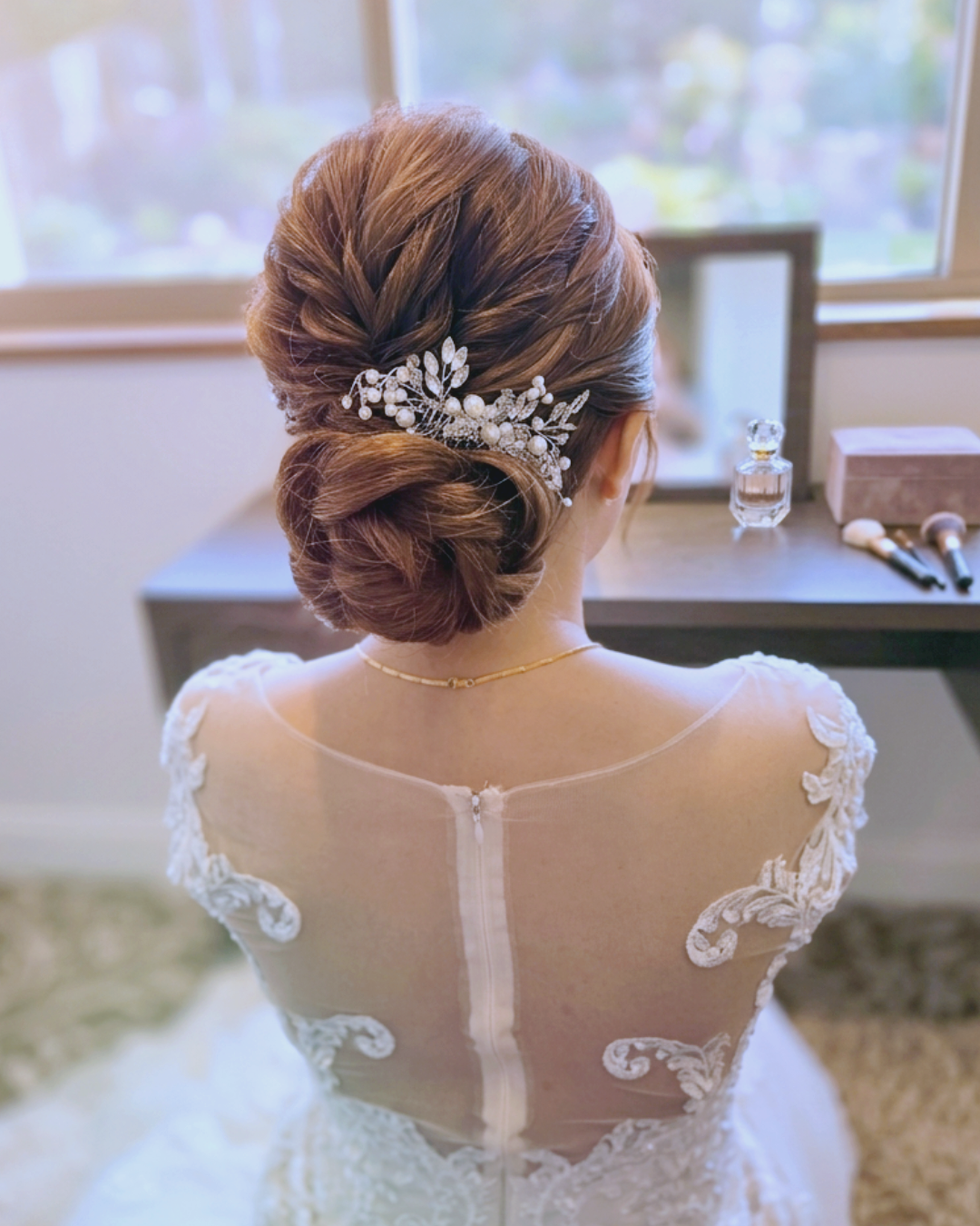 professional-hairstylist-singapore-01.png
