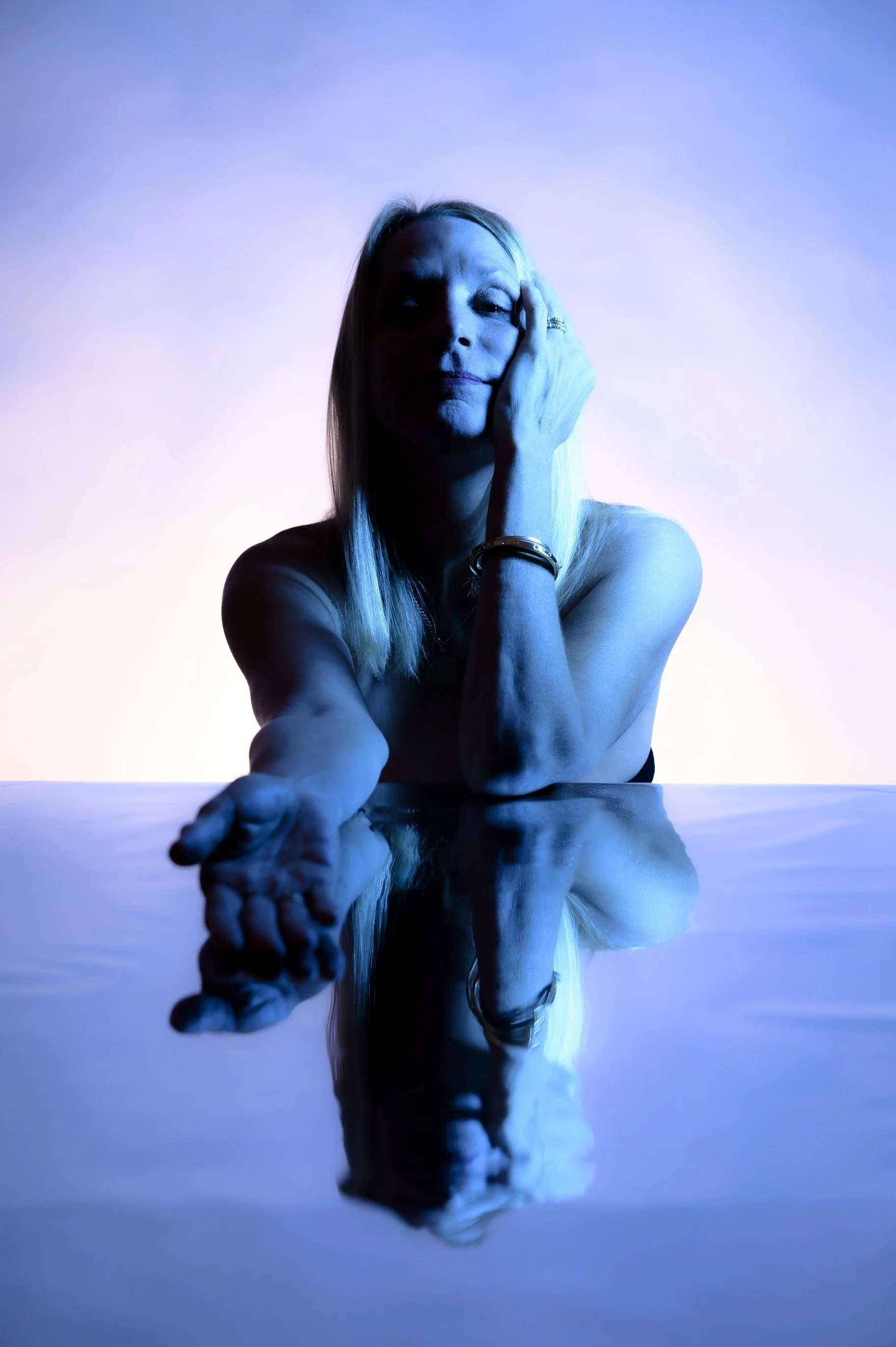 23.10.21_Portraits_ElizabethDecker-4.jpg
