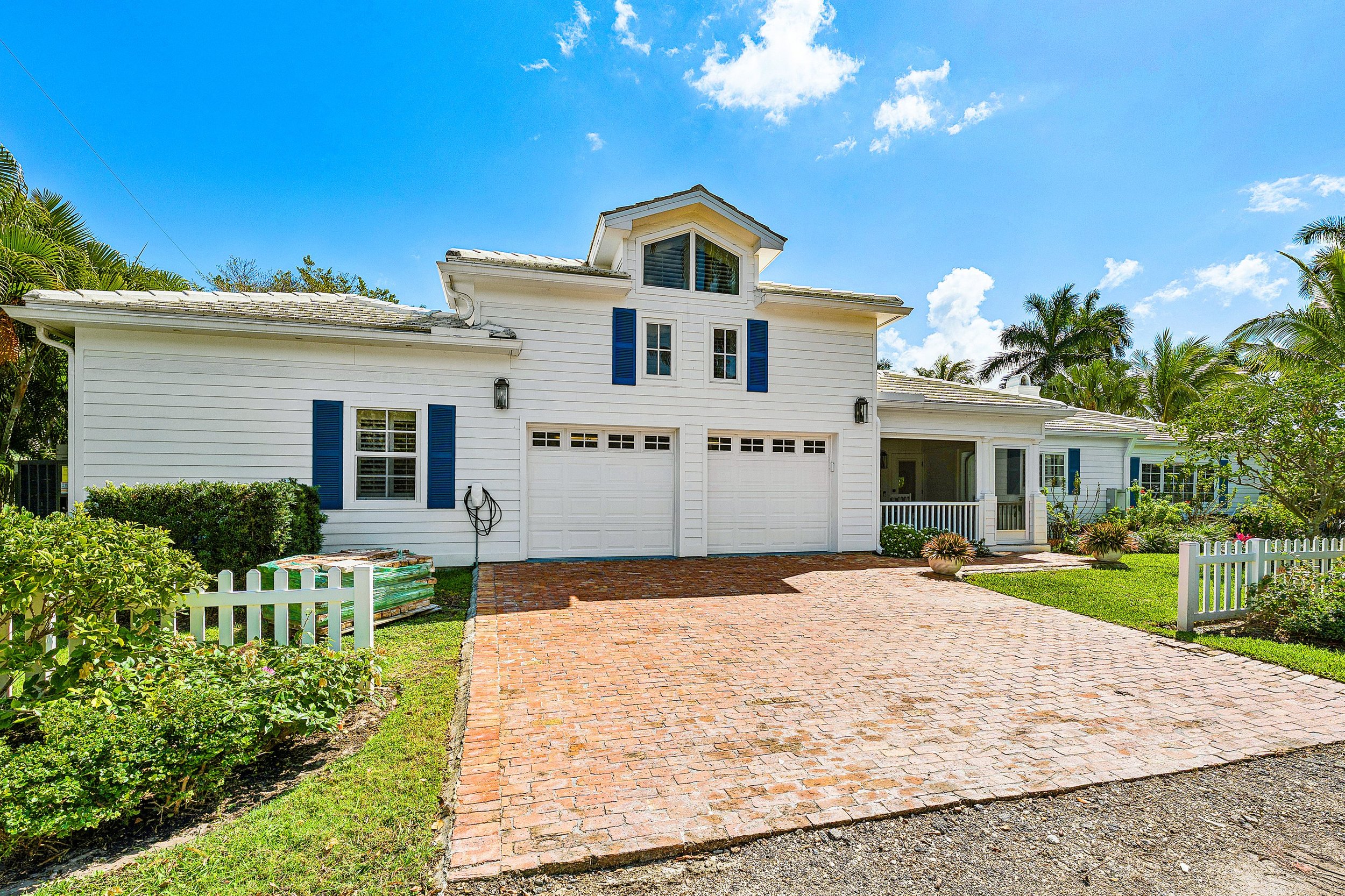 002-1101ThomasStreet-DelrayBeach-FL-33483-SMALL.jpg