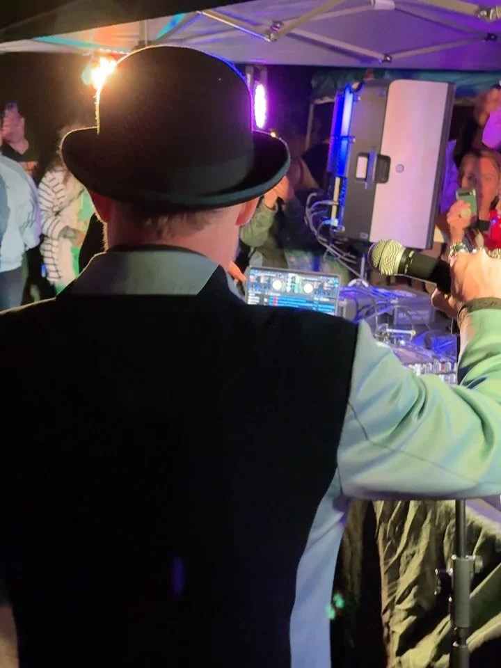 Wow. Wow. Wow. Over 200 people showed up for No Sleep Til Beacon to celebrate music, art, and community.

If you&rsquo;re wondering how the night went, it was supposed to end at 9 and went till 11 and it&rsquo;s all @mixmastermike&rsquo;s fault. 

Oh