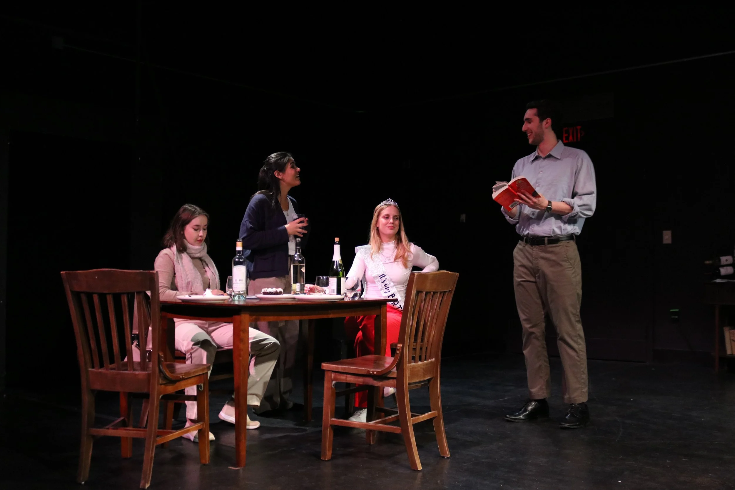 Director: Grace Mineiro