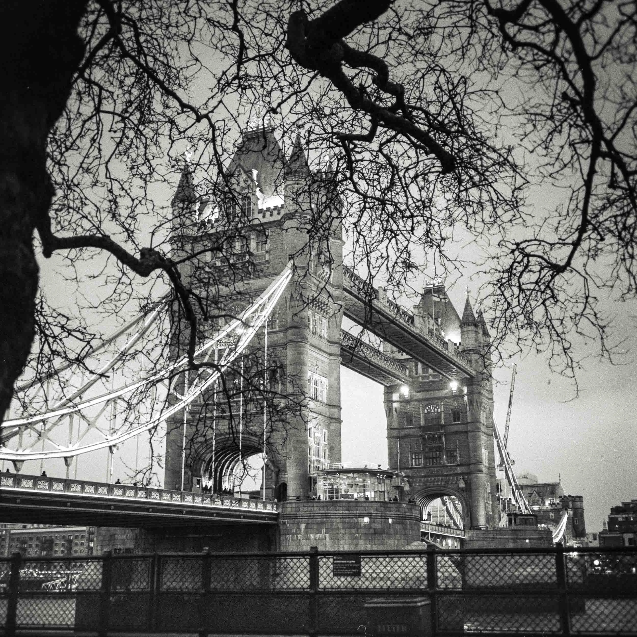 Tower Bridge London UK 2022-.jpg