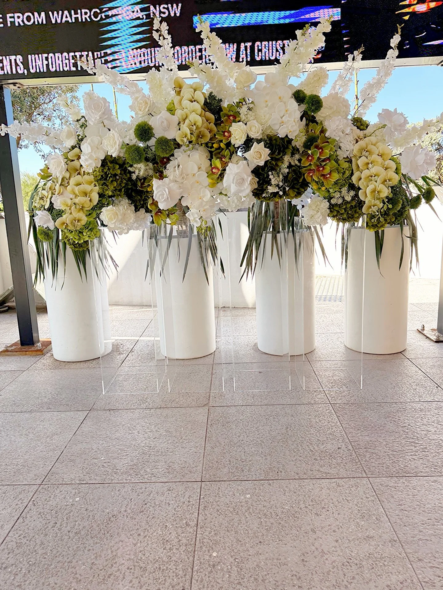 Sarah and her (now) husband eloped in Japan 🤍
and brought the celebration home in the most beautiful way.

We had the honour of elevating their official wedding celebration with soft, romantic floral, layers of whites and greens, thoughtfully styled