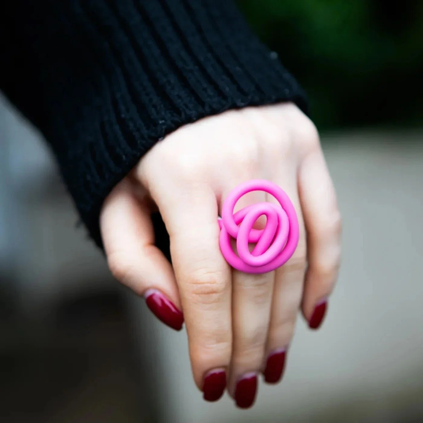 Knotted Wire Ring  - Samuel Coraux