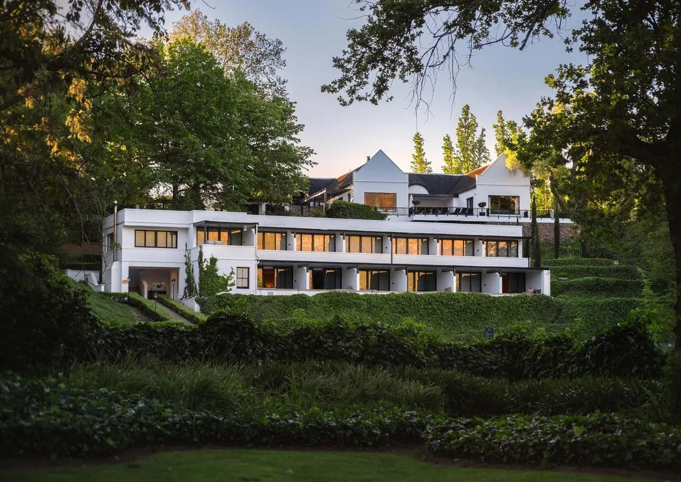 The Mountain View - Executive Suites (Incl. Pool) - 2 nights