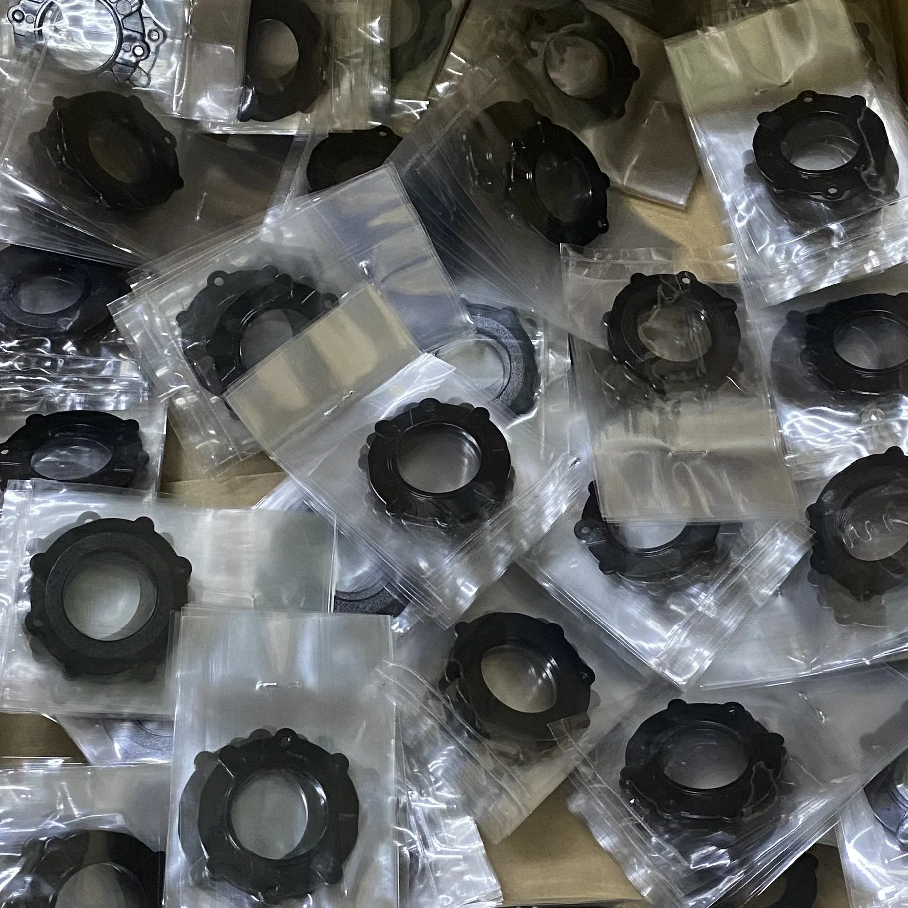 Walkie Talkie Plastic Insert Molding Parts