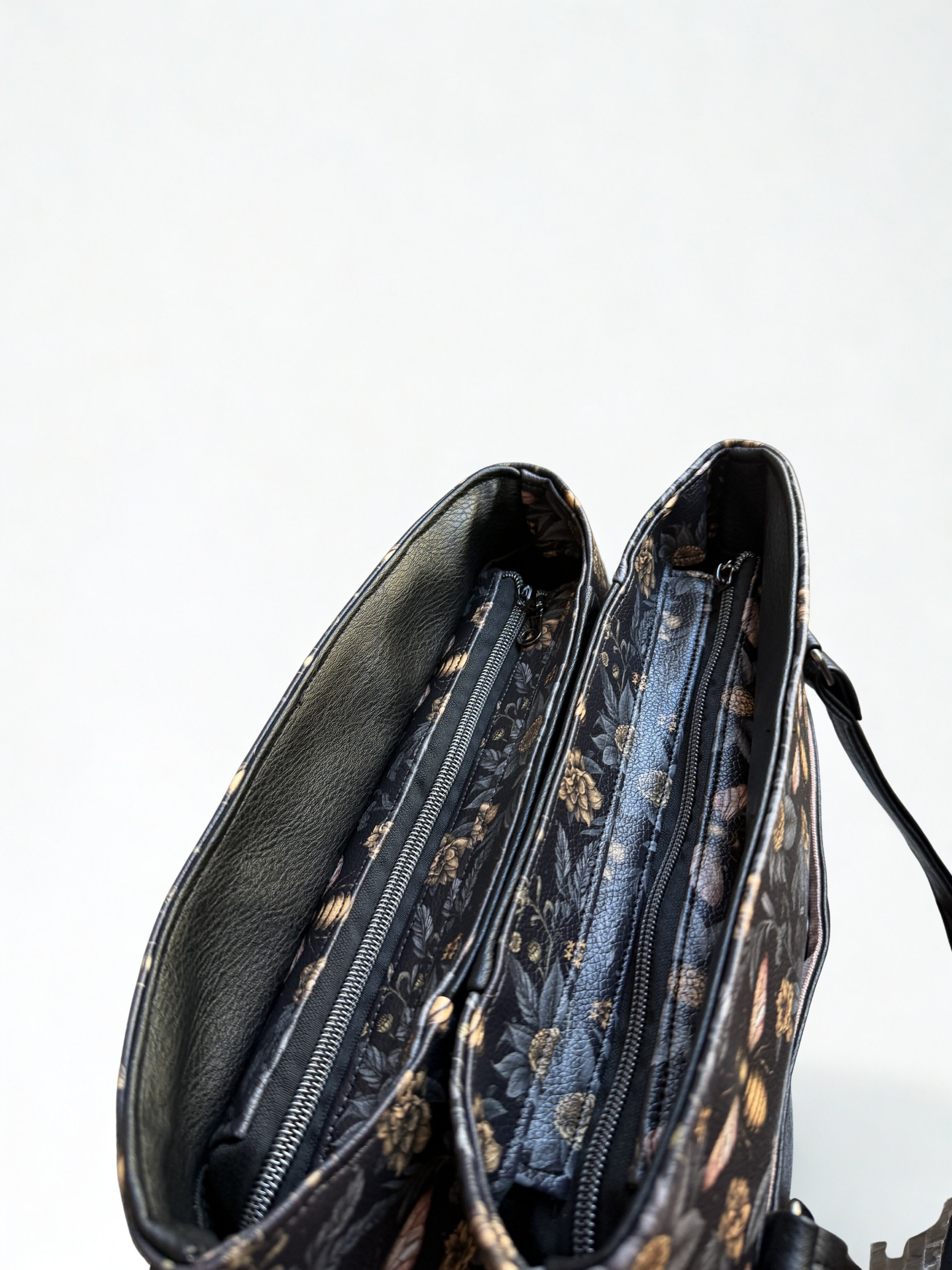 Dallas Handbag Top View.jpg