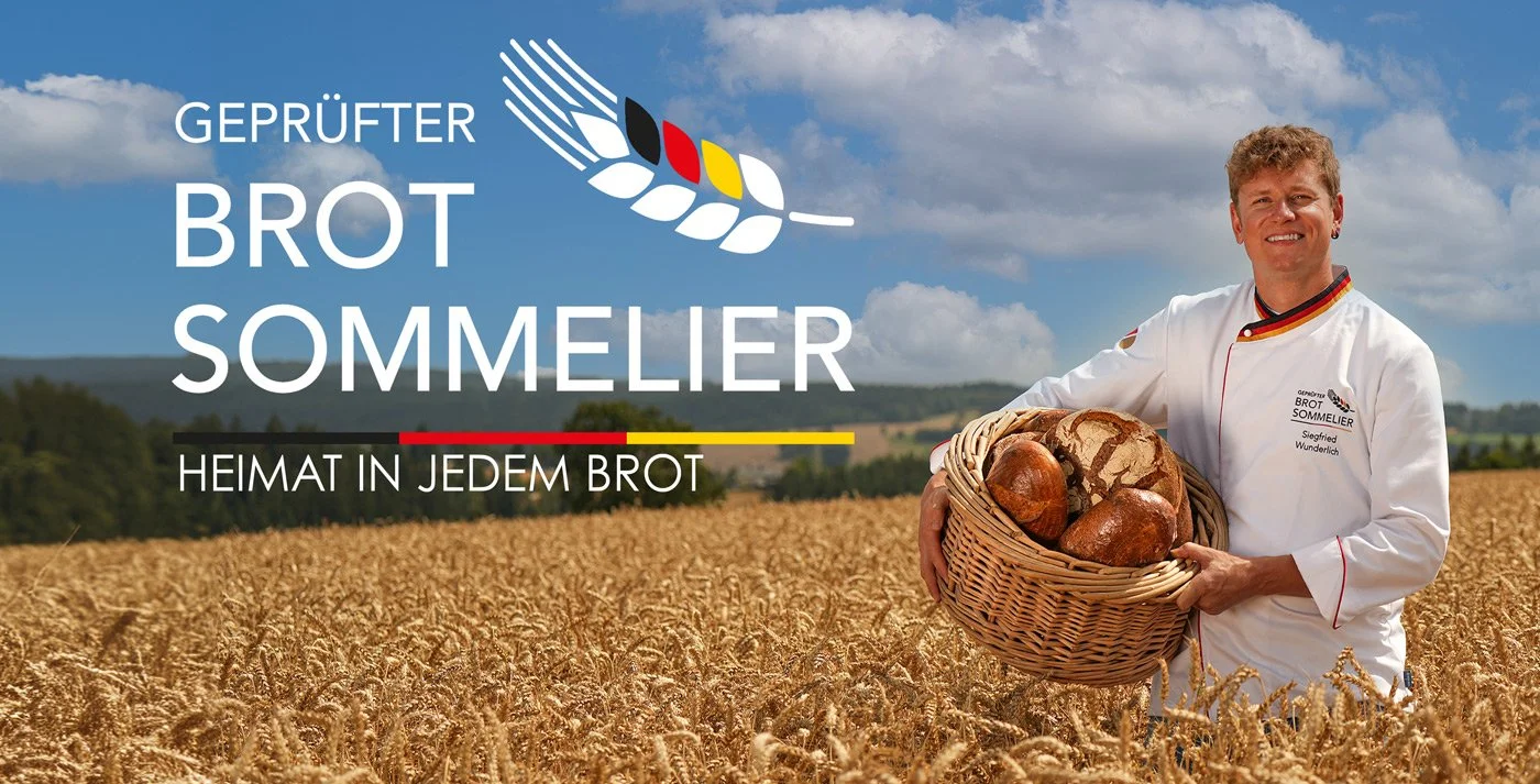 Markenkampagne Wunderlichs Backstuben - Brotsommelier mit Brotkorb im Feld, frische Brote in der Hand - Handwerk und Businessfotografie - Culet