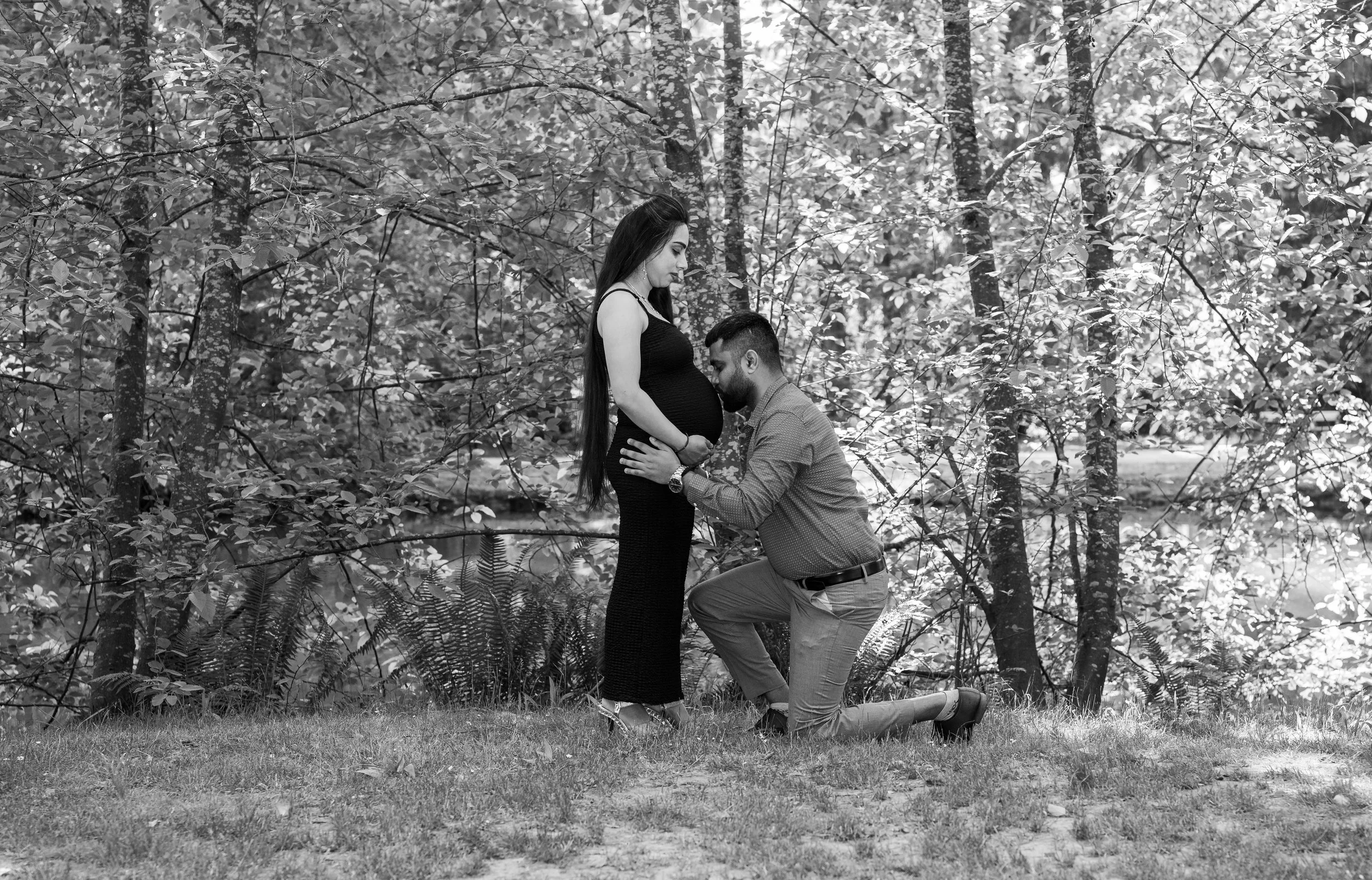 Maternity#11bw.jpg