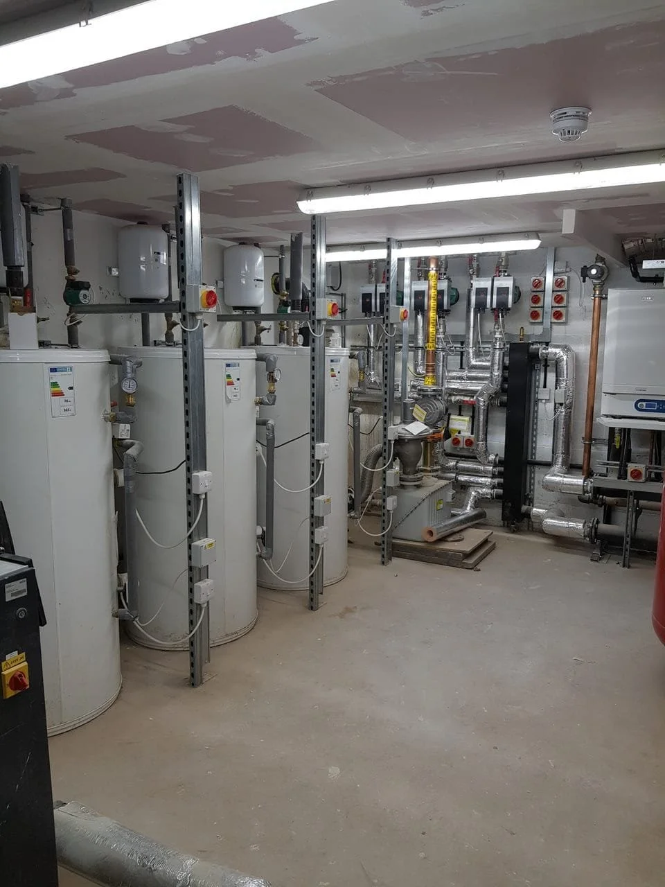 PHOTO-2026-01-06-13-25-18 (7).jpg