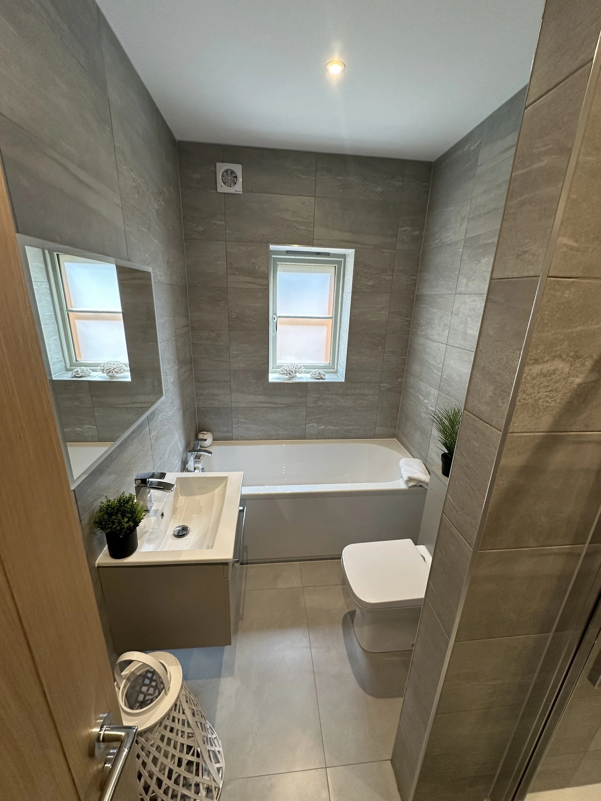 Neather B Bathroom.jpg